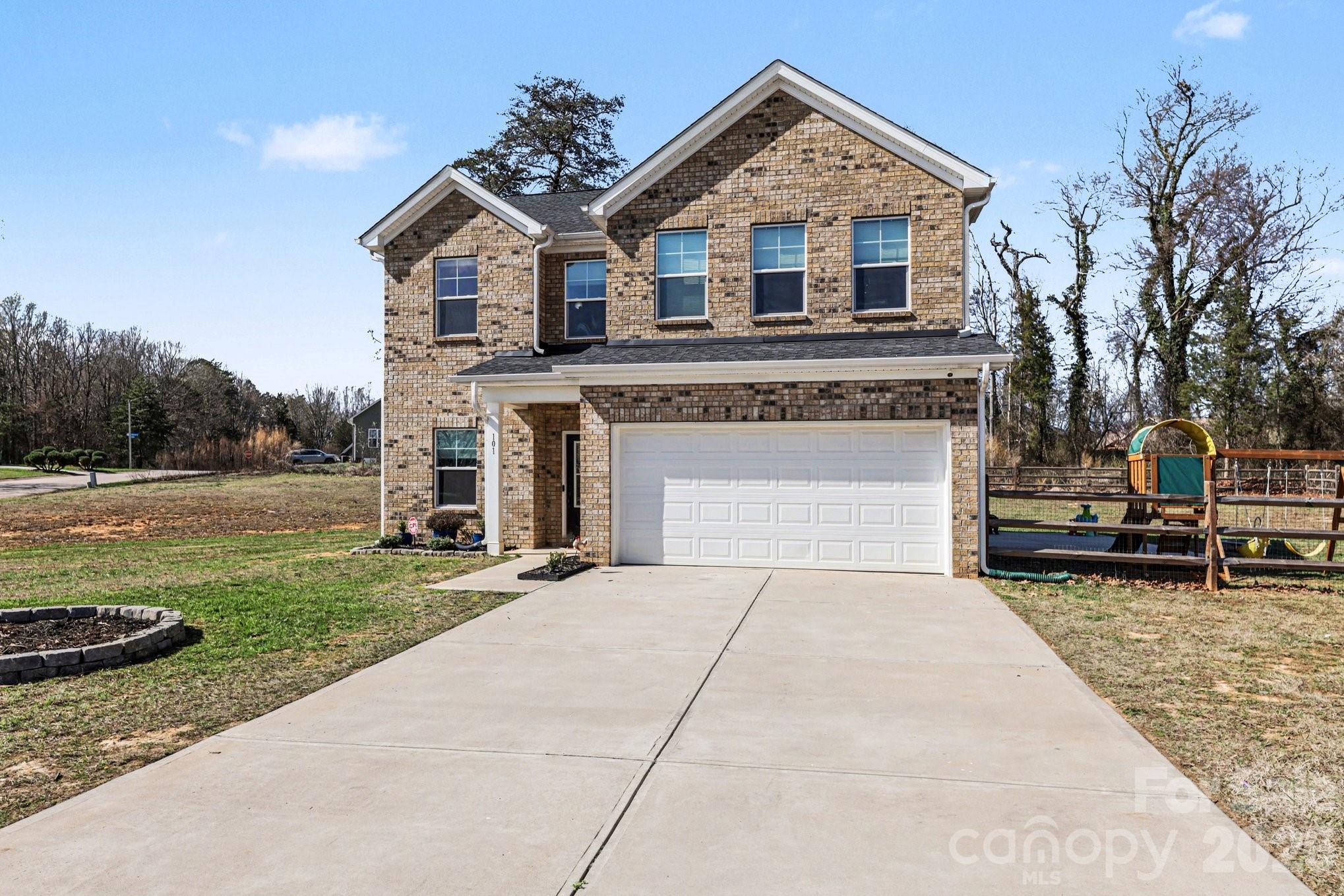 Granite Commons - Residential