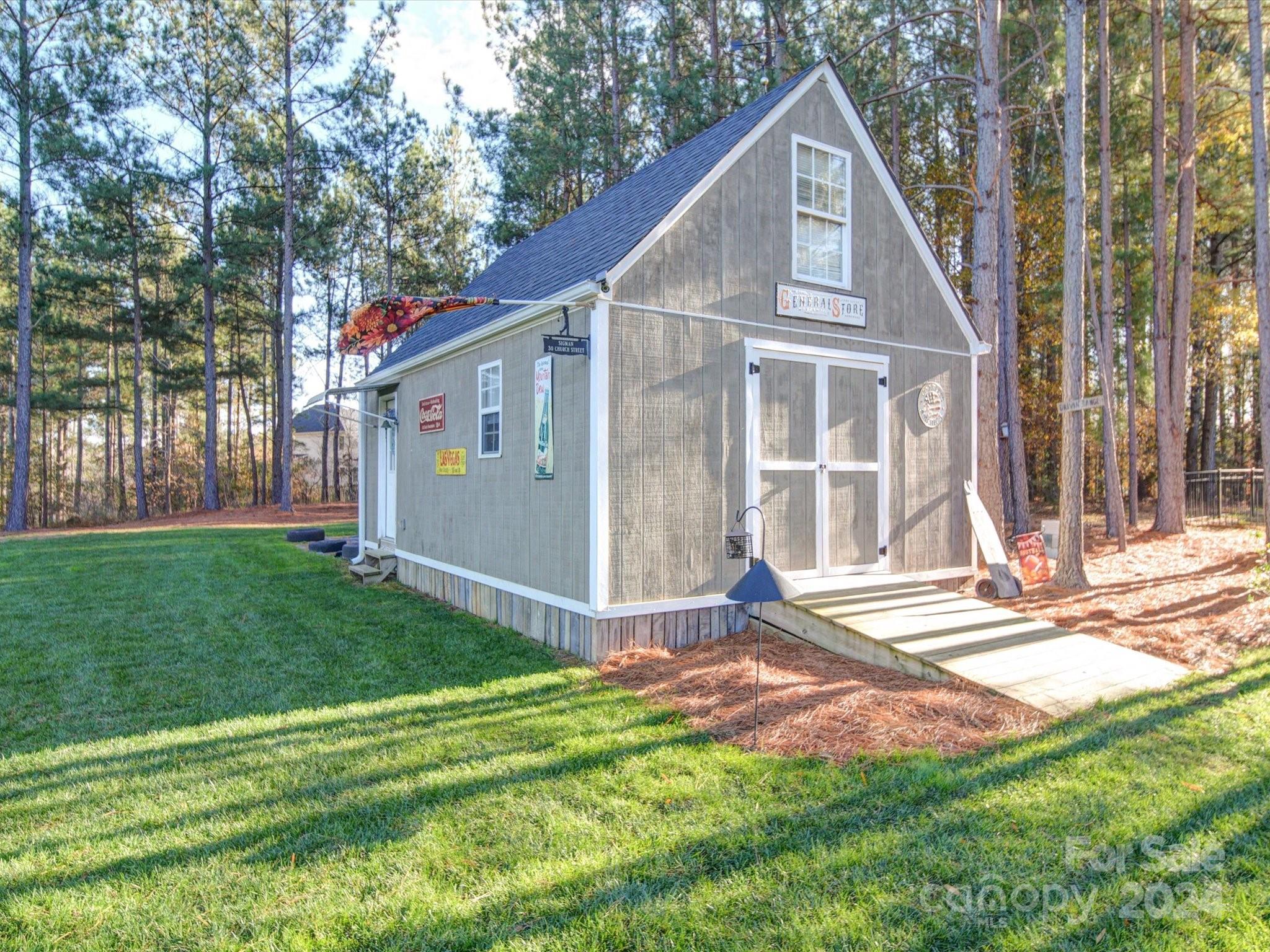 Lauren Pines - Residential