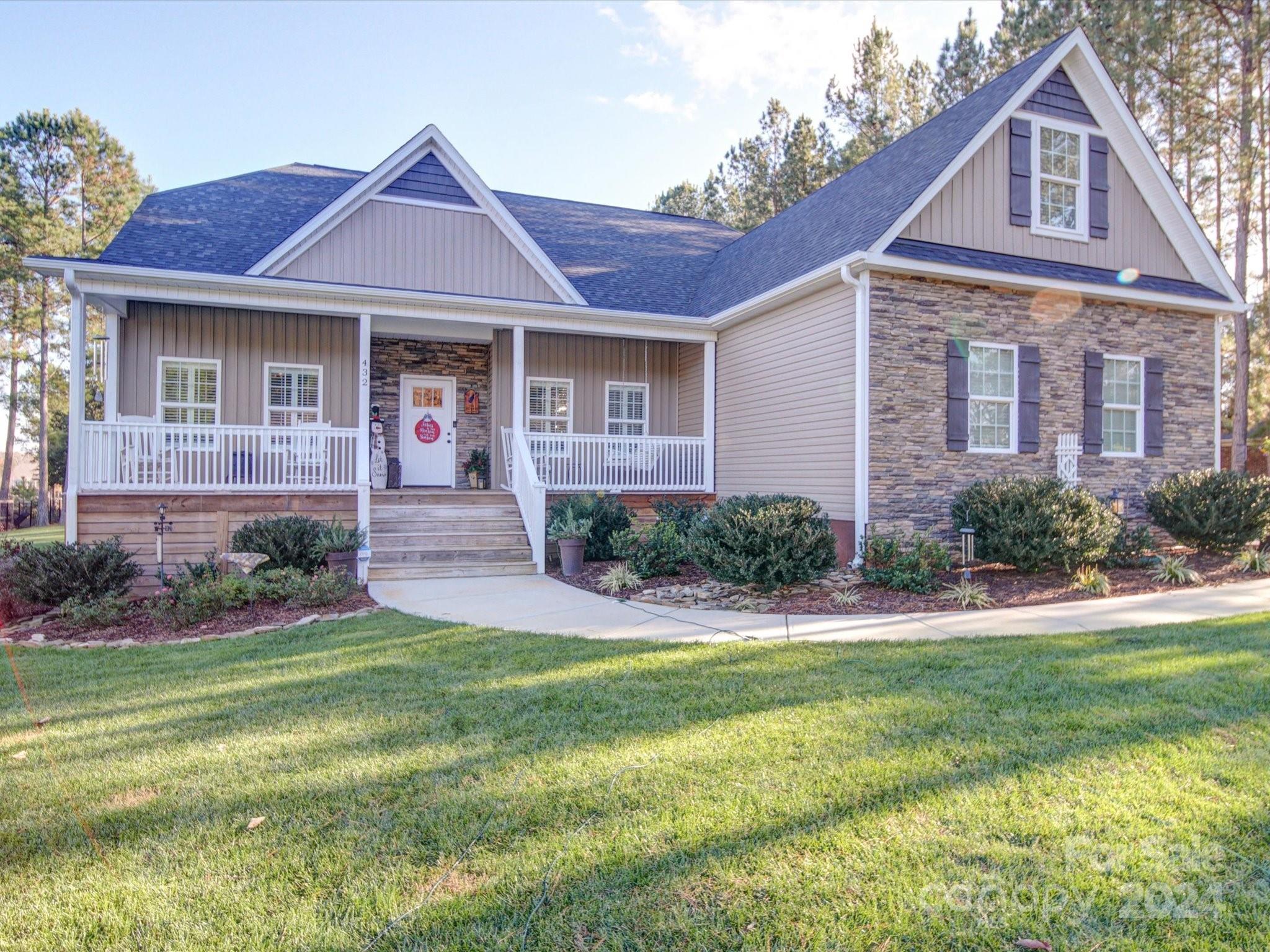 Lauren Pines - Residential