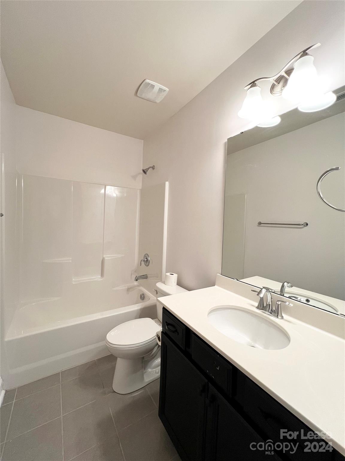 Oakland Pointe - Residential Lease