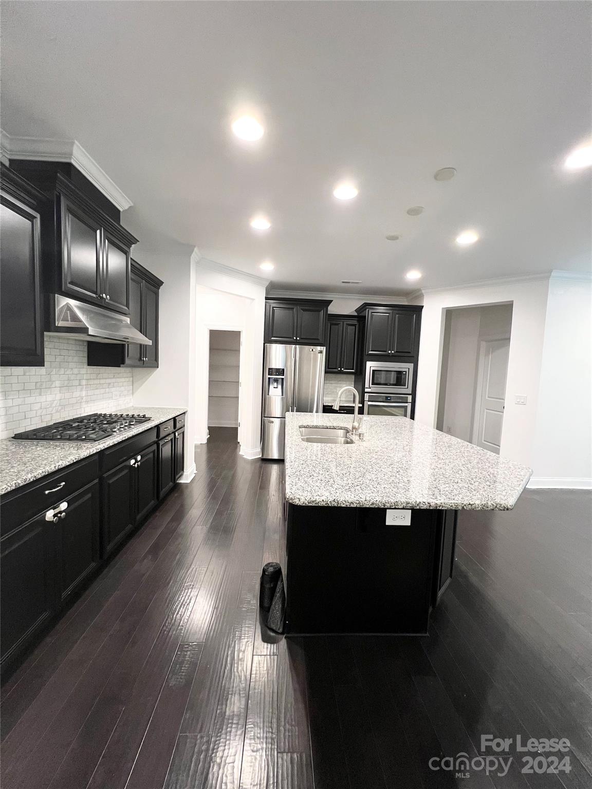 Oakland Pointe - Residential Lease