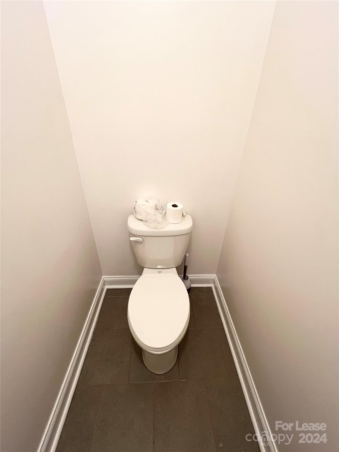 Oakland Pointe - Residential Lease