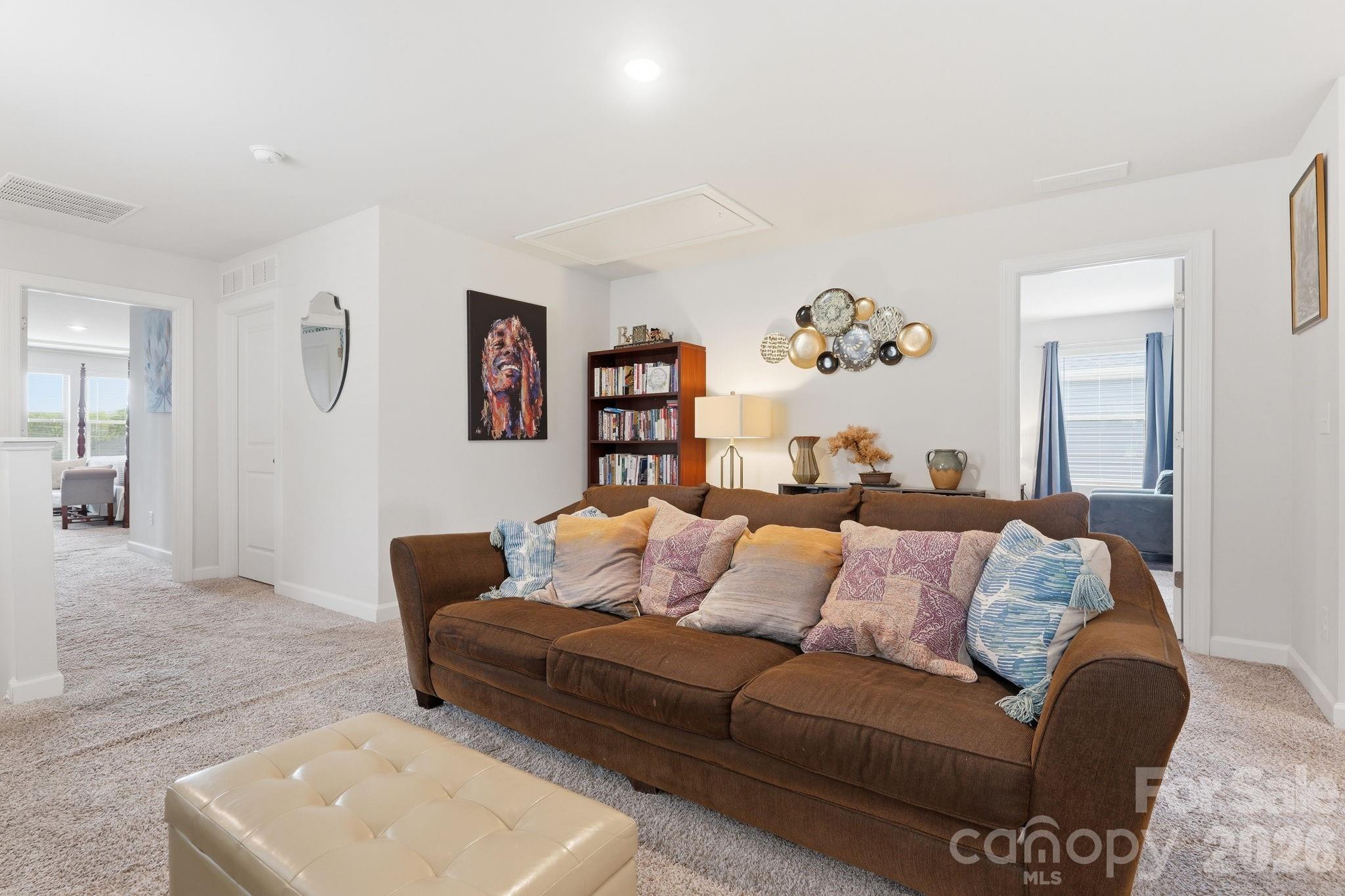 Larkhaven Hills - Residential
