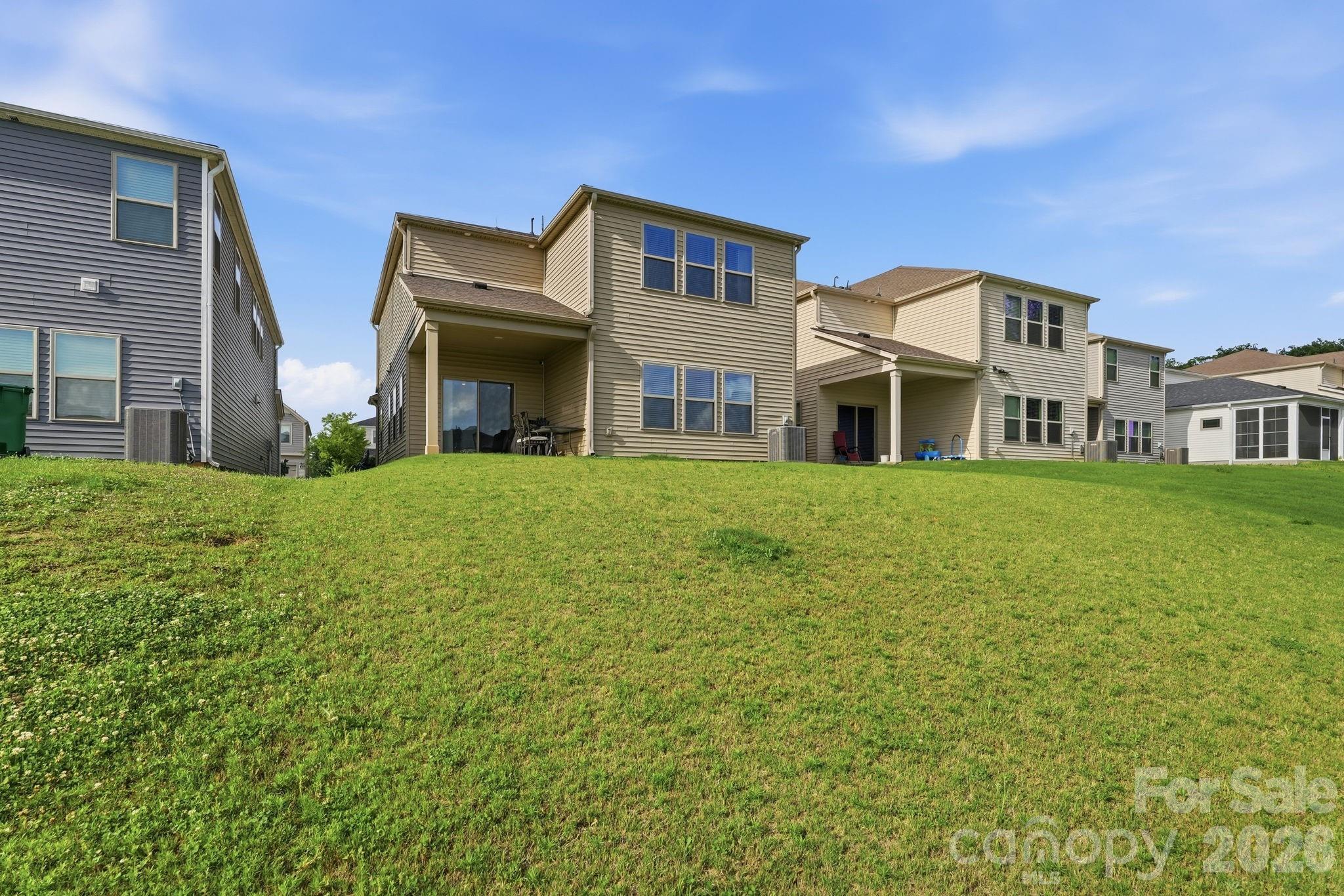 Larkhaven Hills - Residential