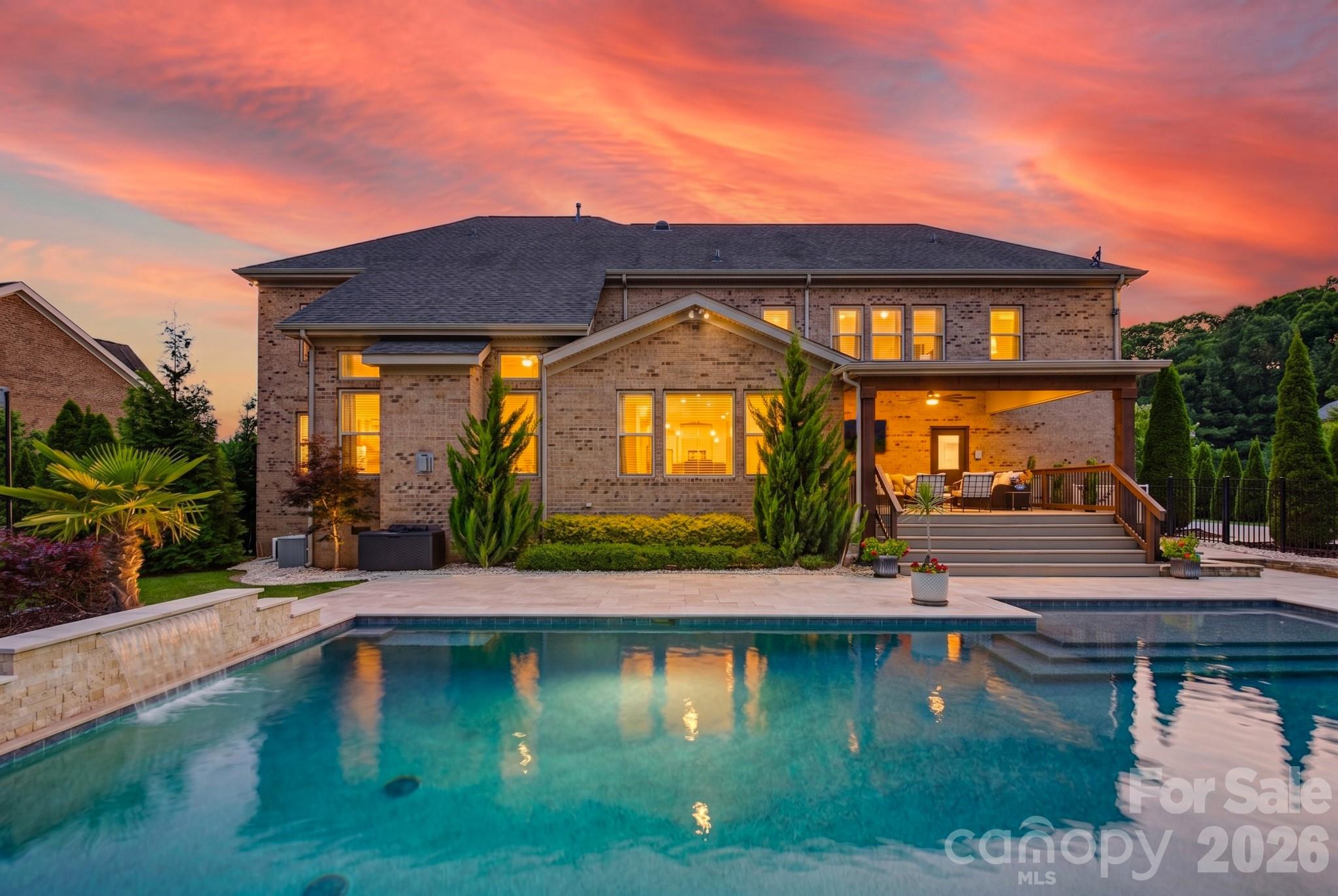 Lake Forest Preserve - Residential