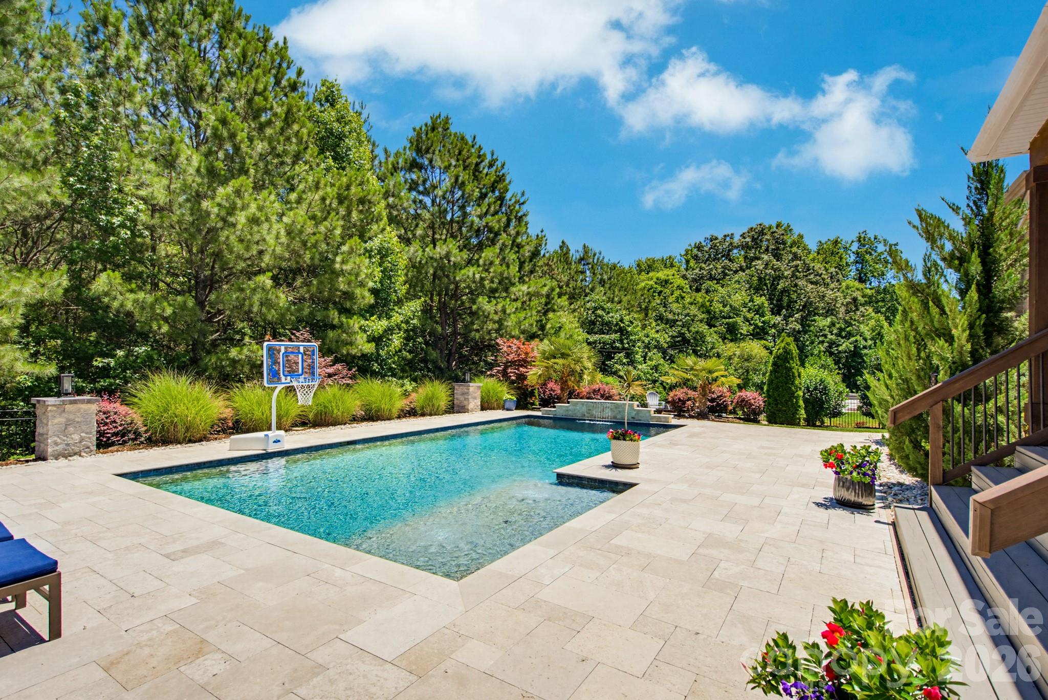 Lake Forest Preserve - Residential