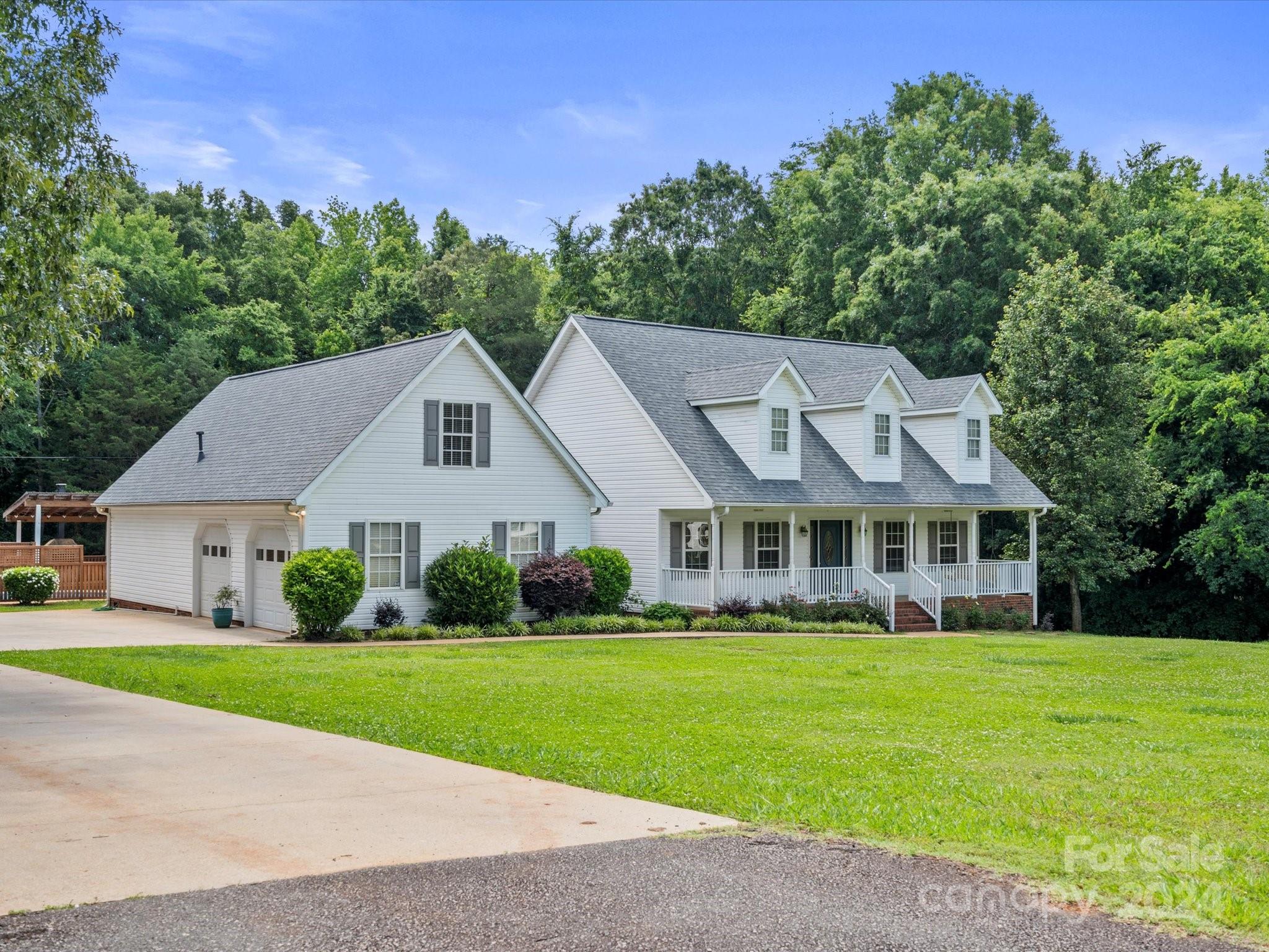 Hutchinson Place - Residential
