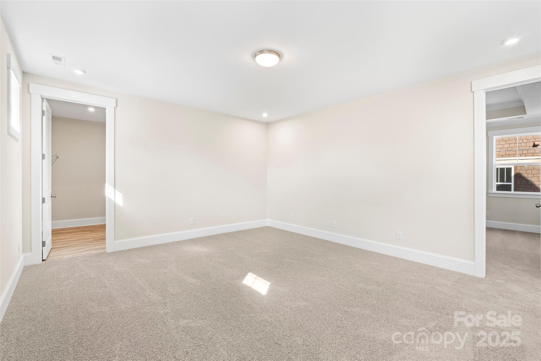 Riverwalk - Residential