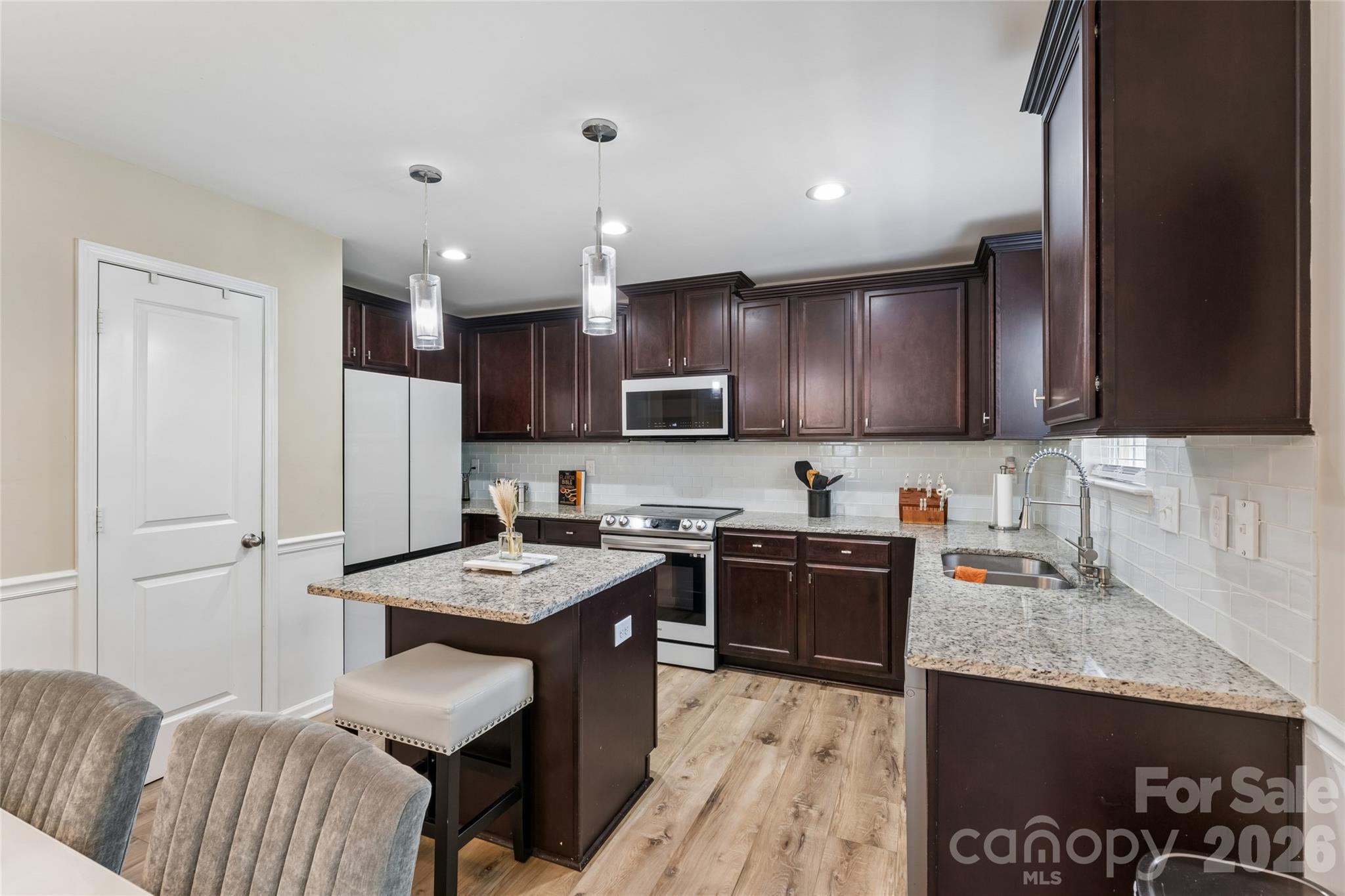 Northlake Landing - Residential