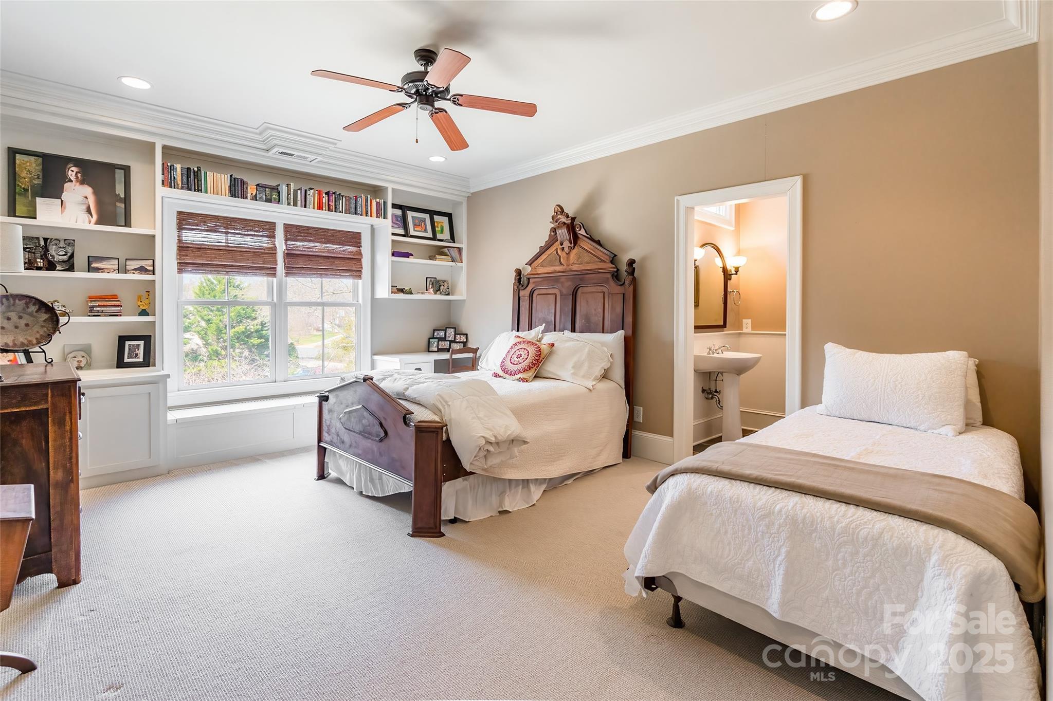 Meadow Lakes II - Residential
