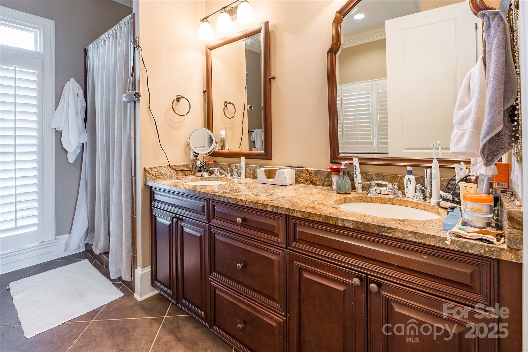 Meadow Lakes II - Residential