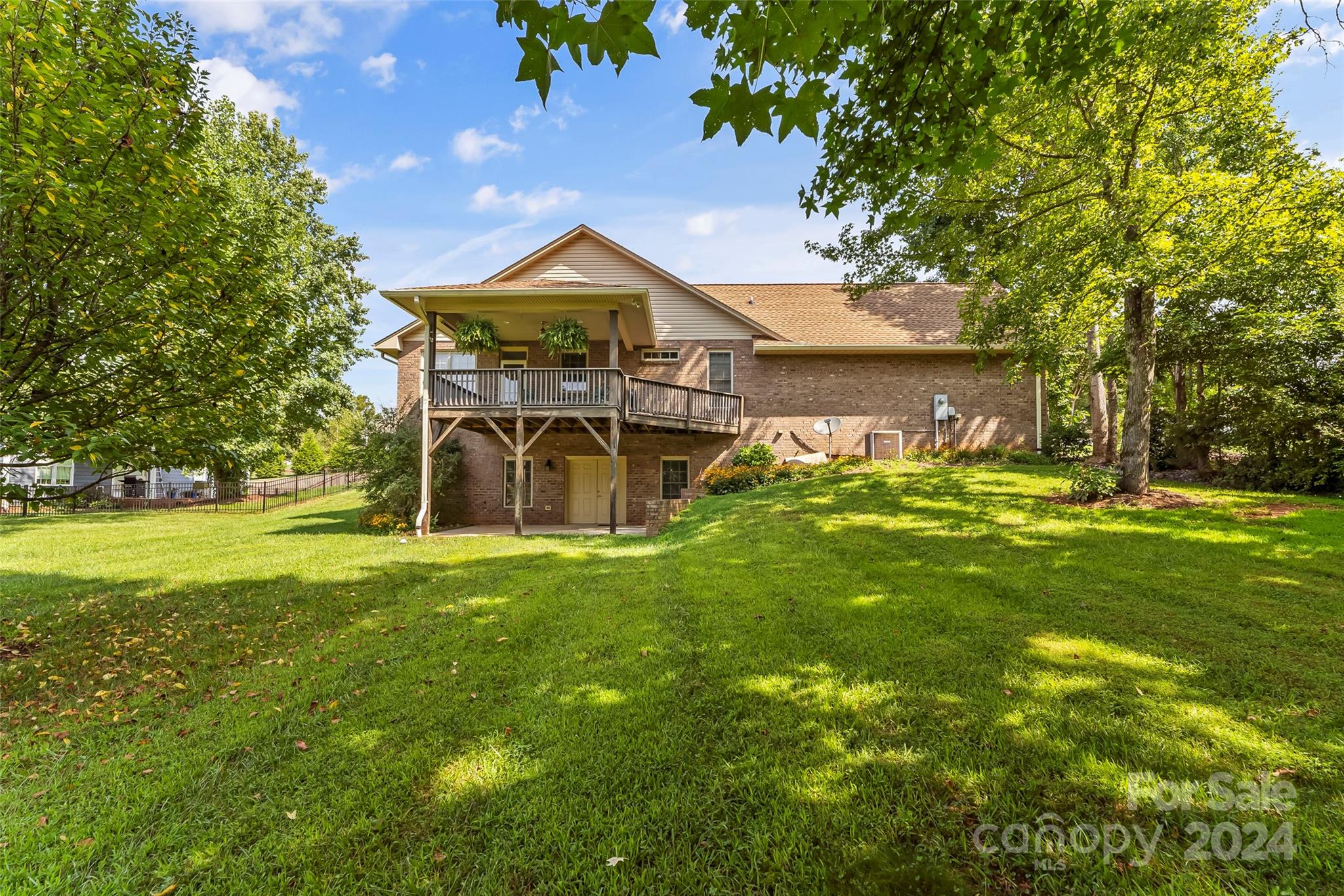 Cross Creek - Residential