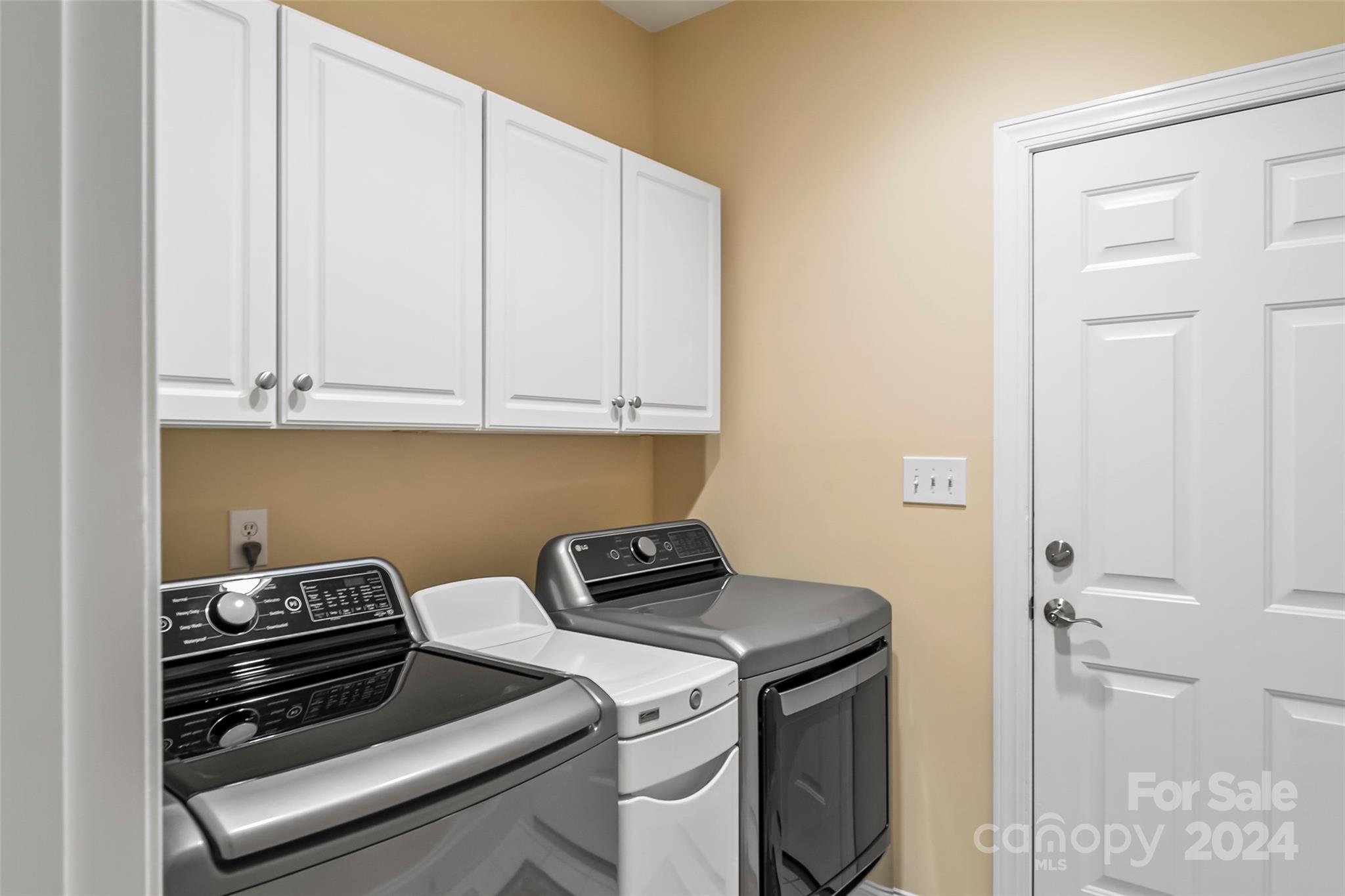 Cross Creek - Residential