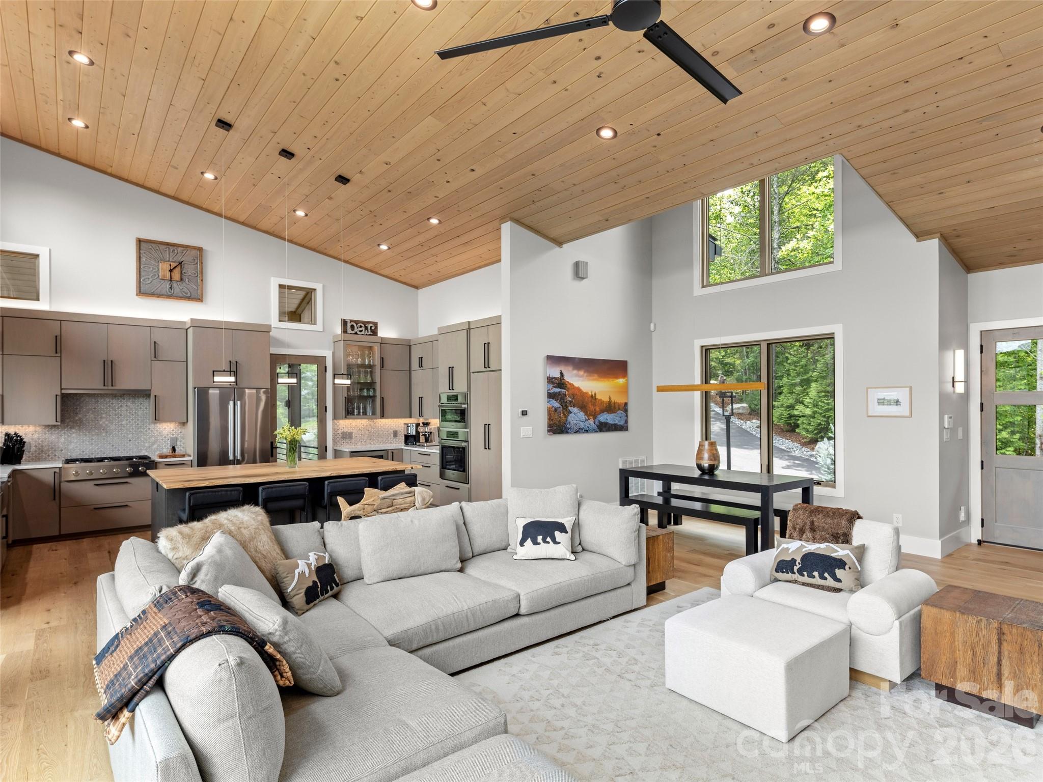 The Arbor at Lake James - Residential