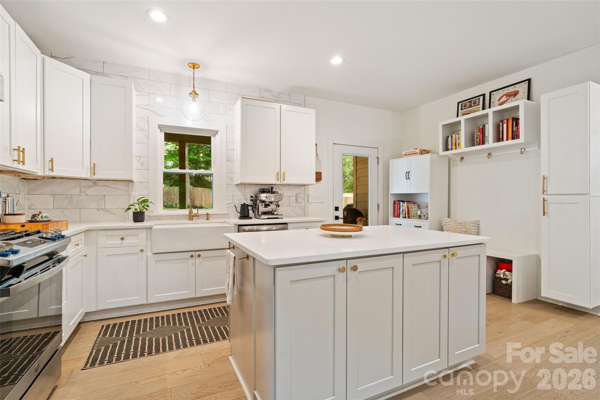 Merry Oaks - Residential