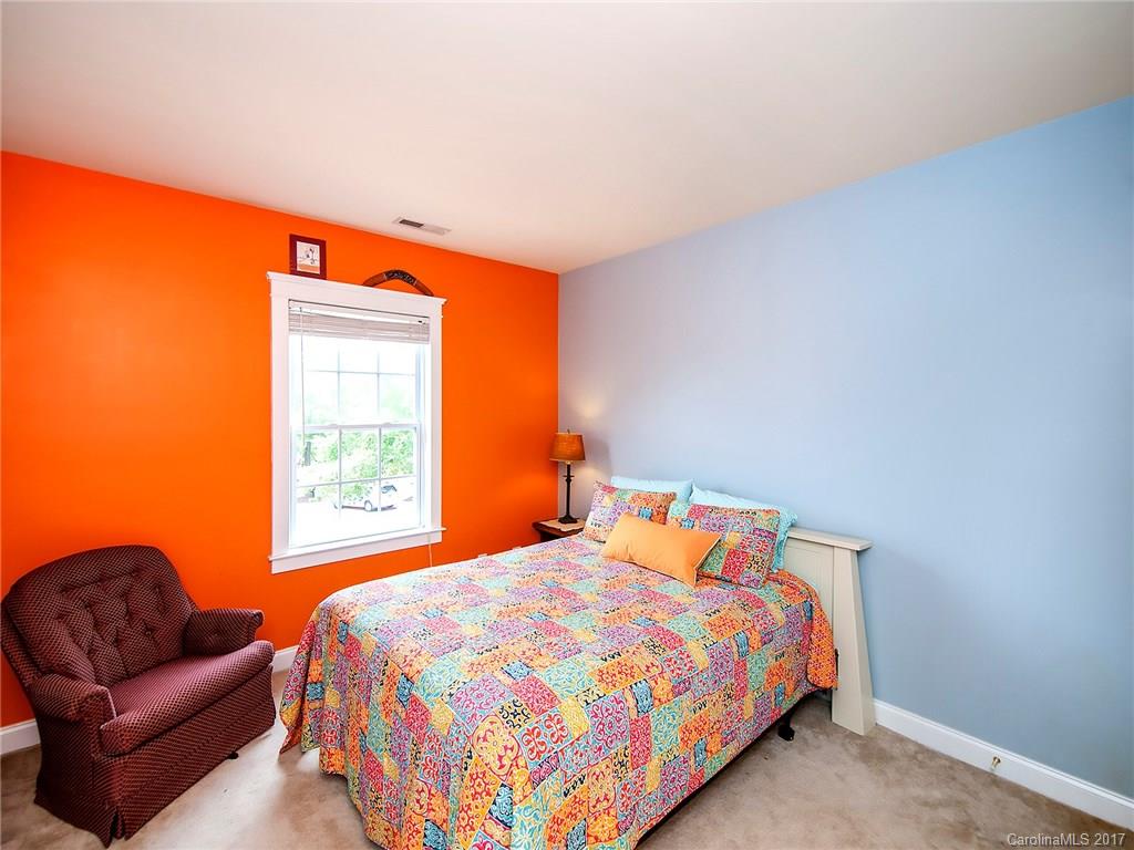 Lake Shore - Residential