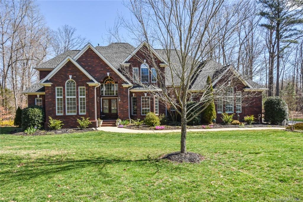 If your buyer is looking for their own personal "Resort Style" living...look no more! This lovely estate home sits on close to 1-1/2 acres in the wonderful community of Huntington Farms. Extremely well maintained, this well thought design features an open floorplan, ideal for entertaining family and friends. New deck outside the kitchen area allows for unobstructed view of the beautiful pool and resort style landscape. Guest suite on main floor is perfect for guests not able to take stairs.
