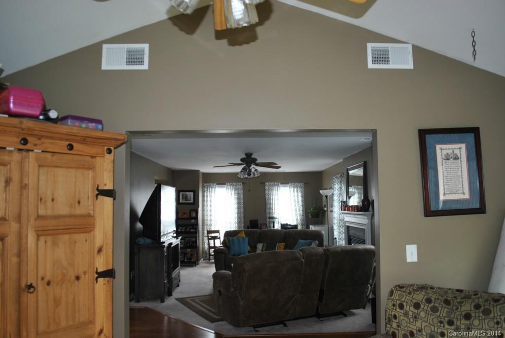 Autumn Cove At Lake Wylie - Residential