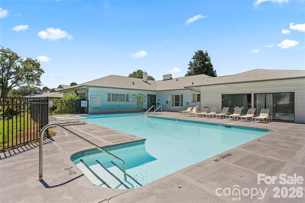 Harris Lake - Residential
