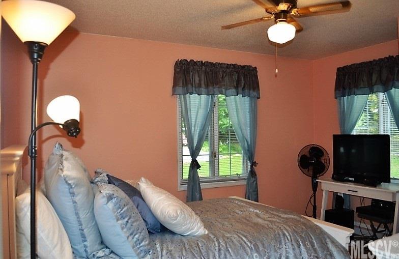 Lakemont - Residential