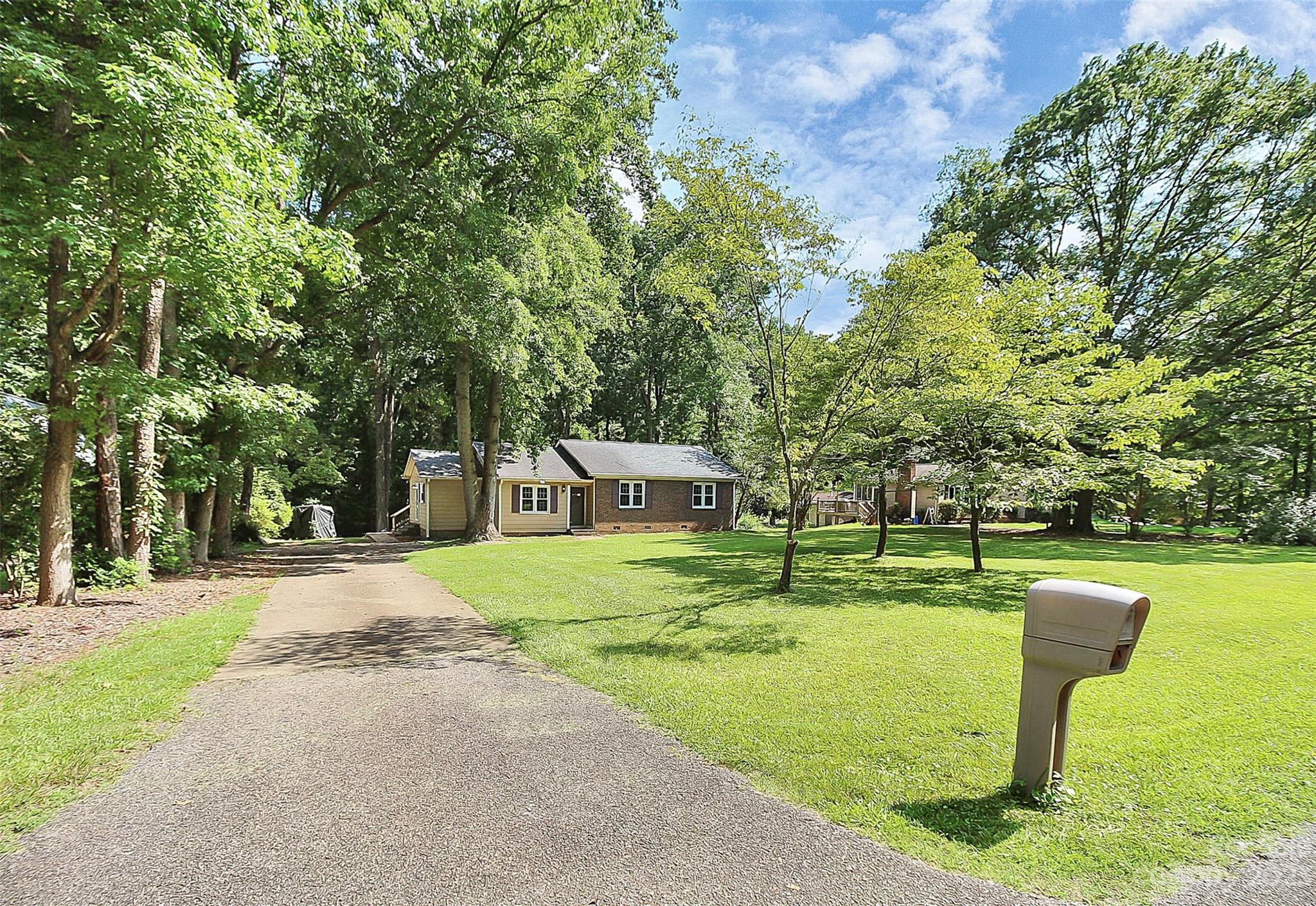 Hickory Hills - Residential