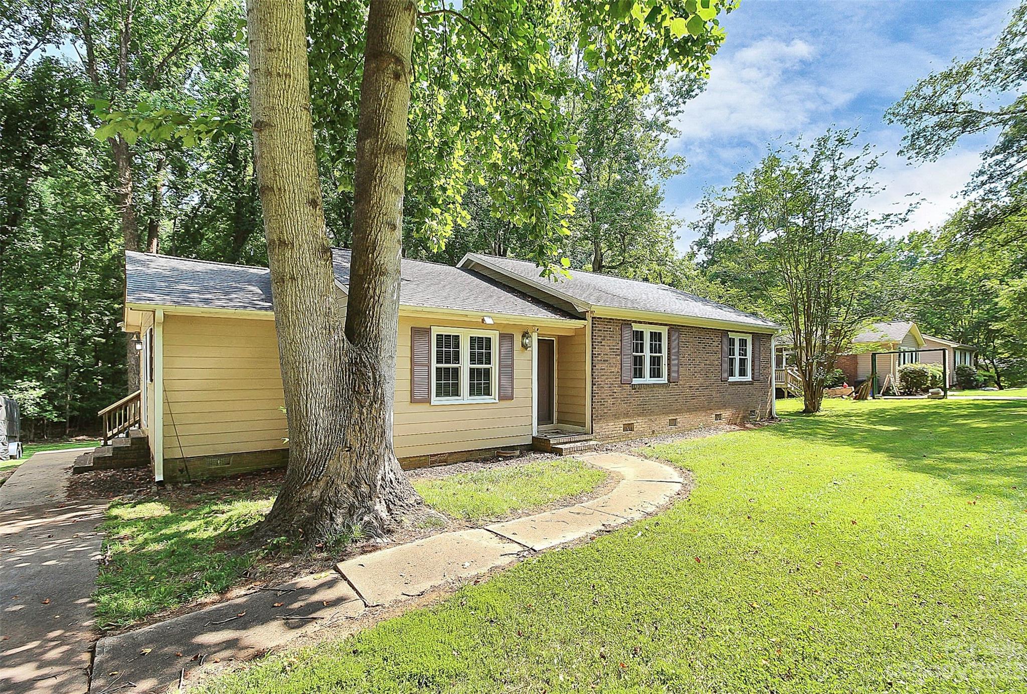 Hickory Hills - Residential