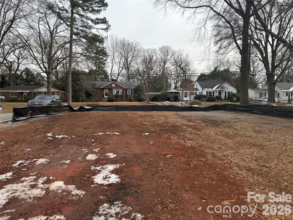 0.24-acre lot located in the highly sought-after Echo Hills neighborhood, positioned within one of Charlotte’s fastest-growing corridors. Just minutes from Uptown and Plaza Midwood, this property sits in a highly active redevelopment area with walkable access to the proposed Silver Line Light Rail and Bojangles Coliseum. Don’t miss this rare opportunity to bring your builder and capitalize on the area’s continued growth.
