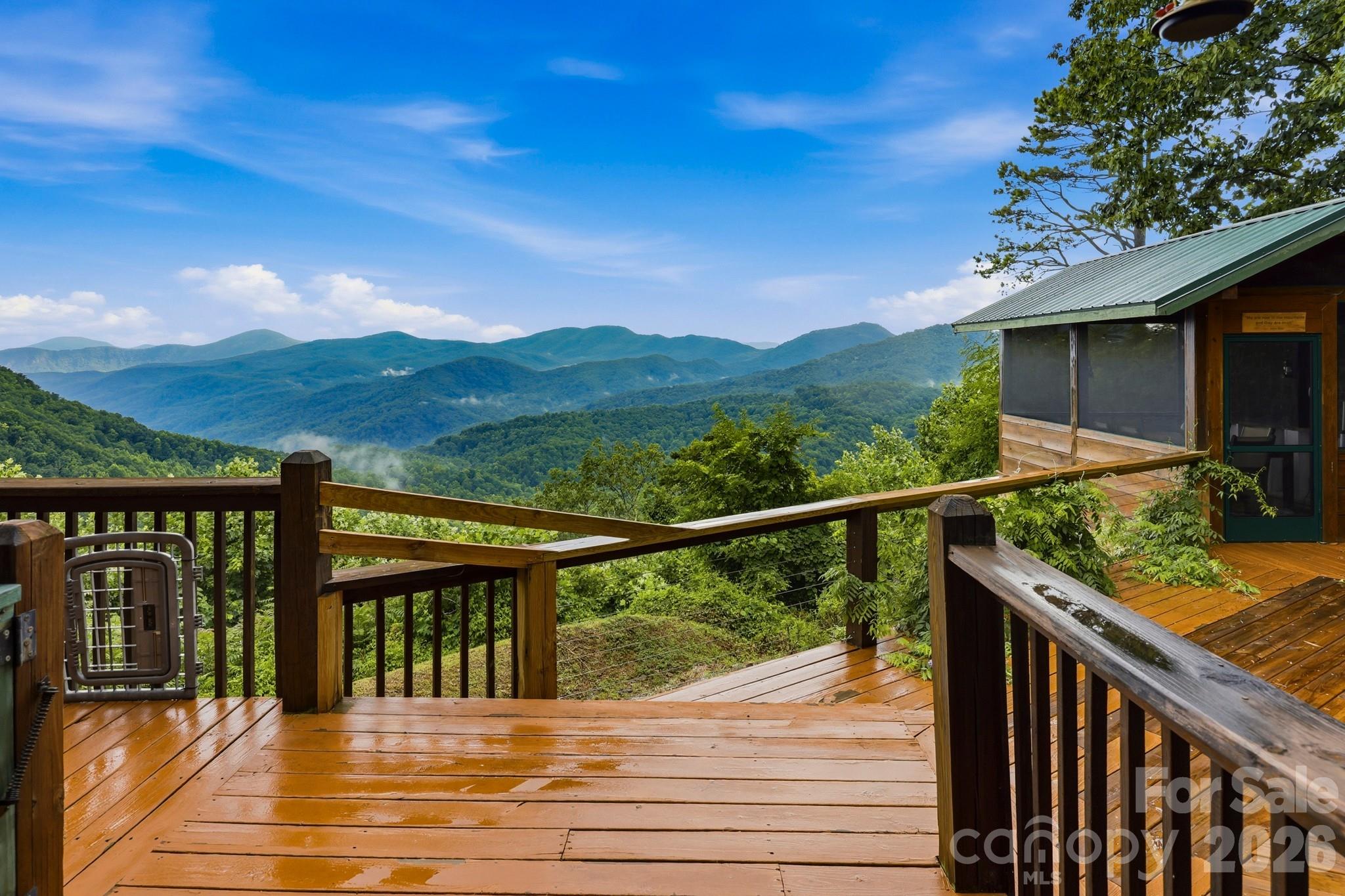 Gateway Mountain - Residential