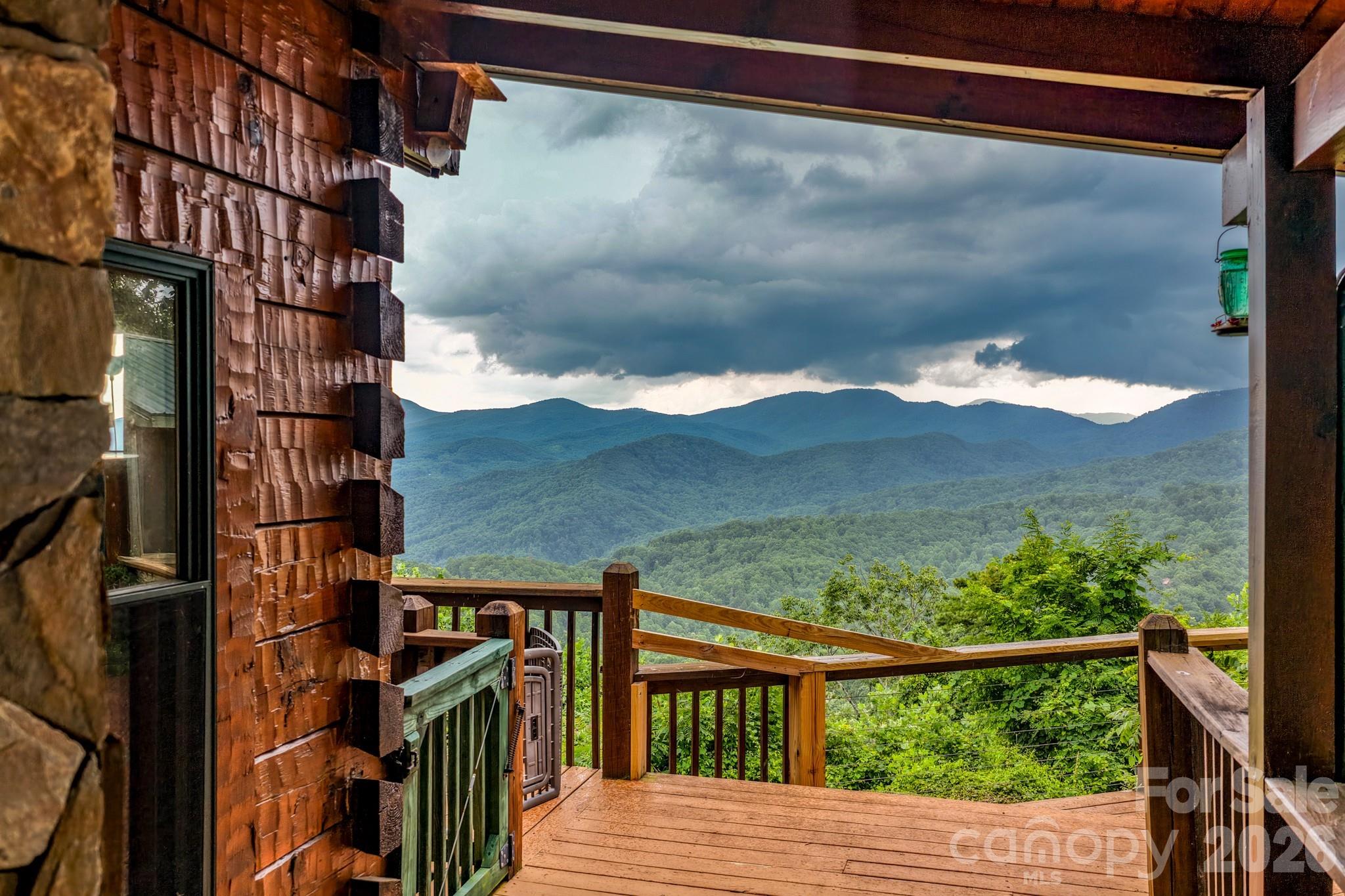 Gateway Mountain - Residential
