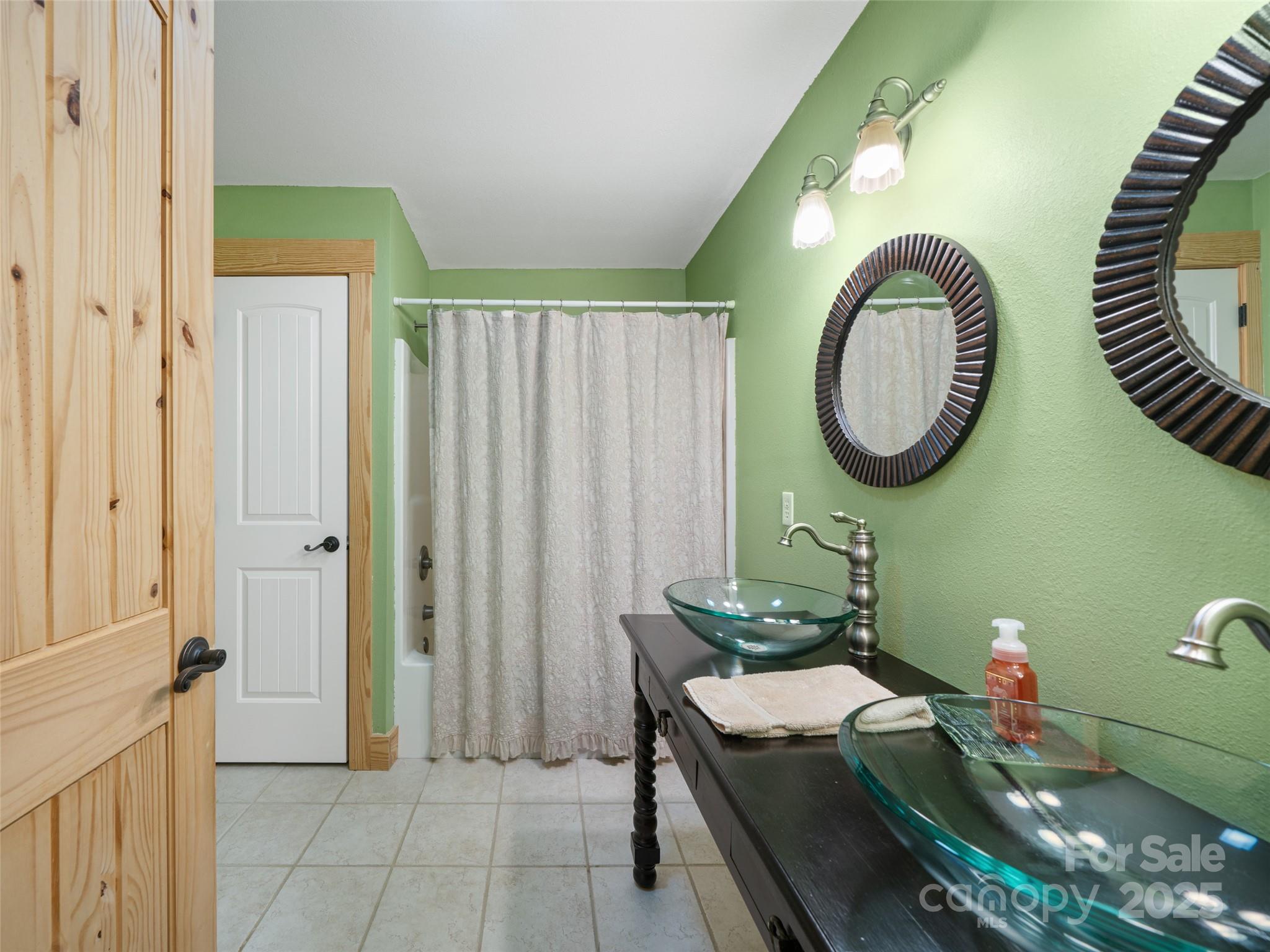 Cane River Hamlet - Residential