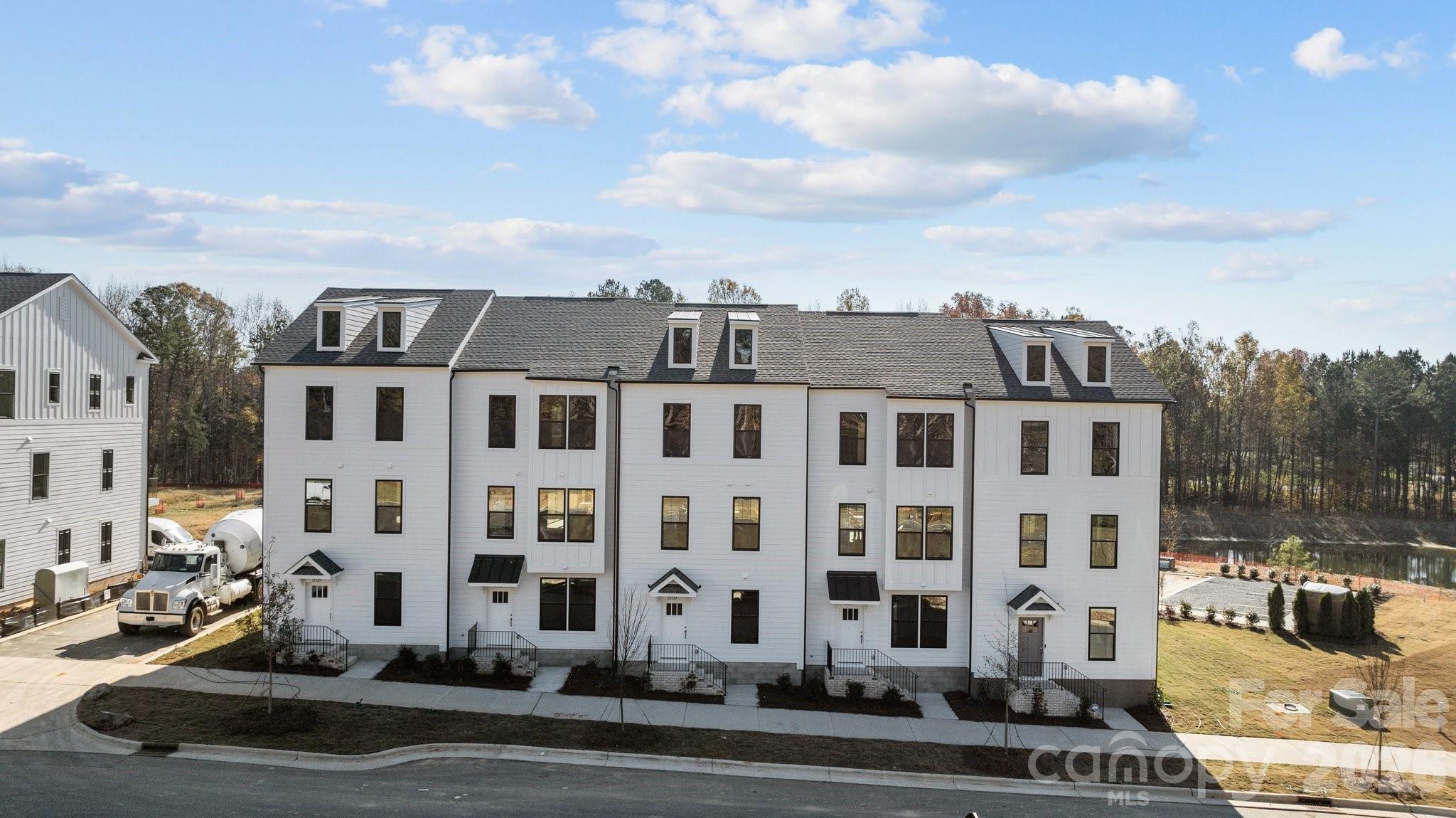 Greenway Overlook - Residential