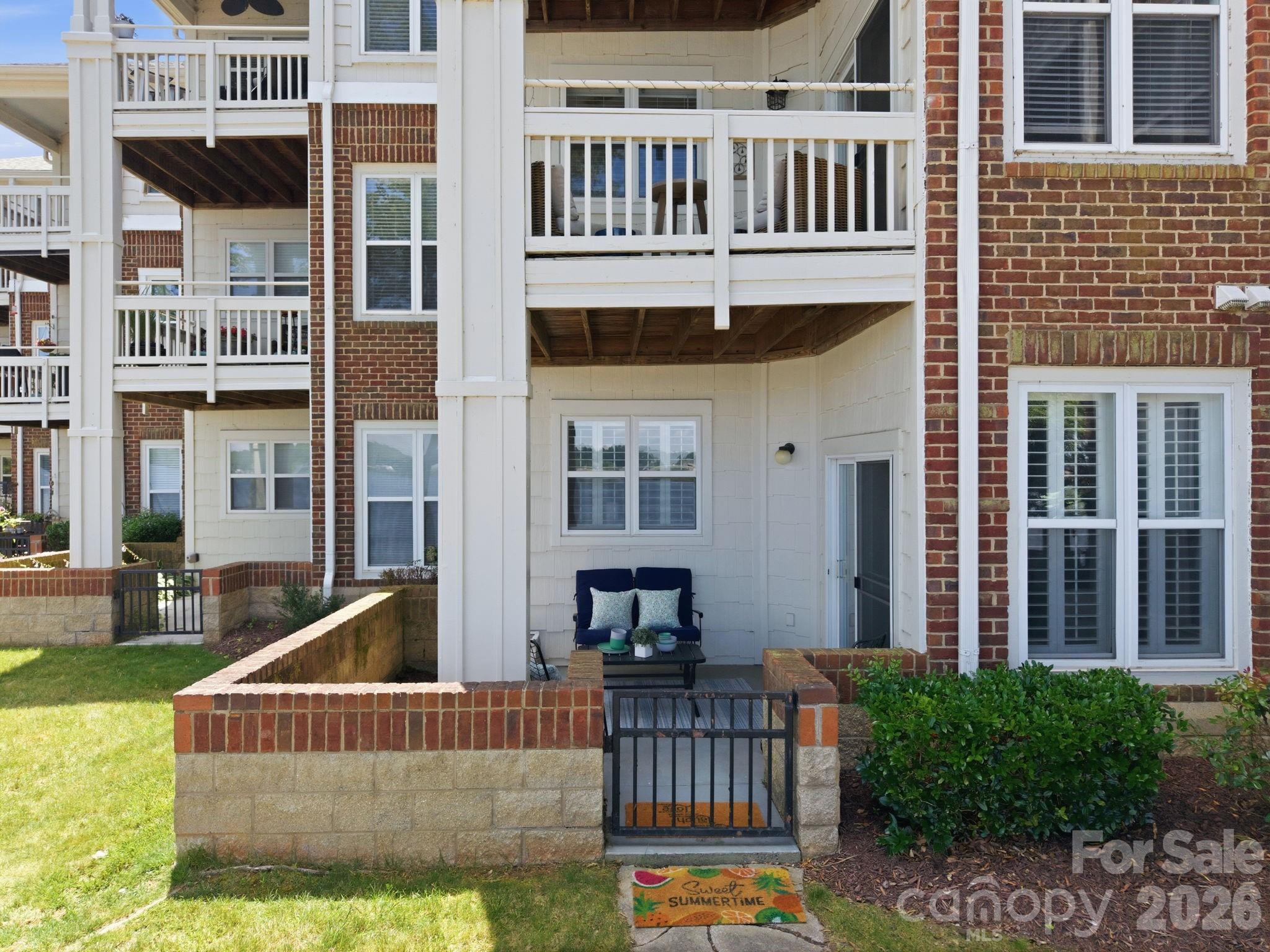 Spinnaker Reach - Residential