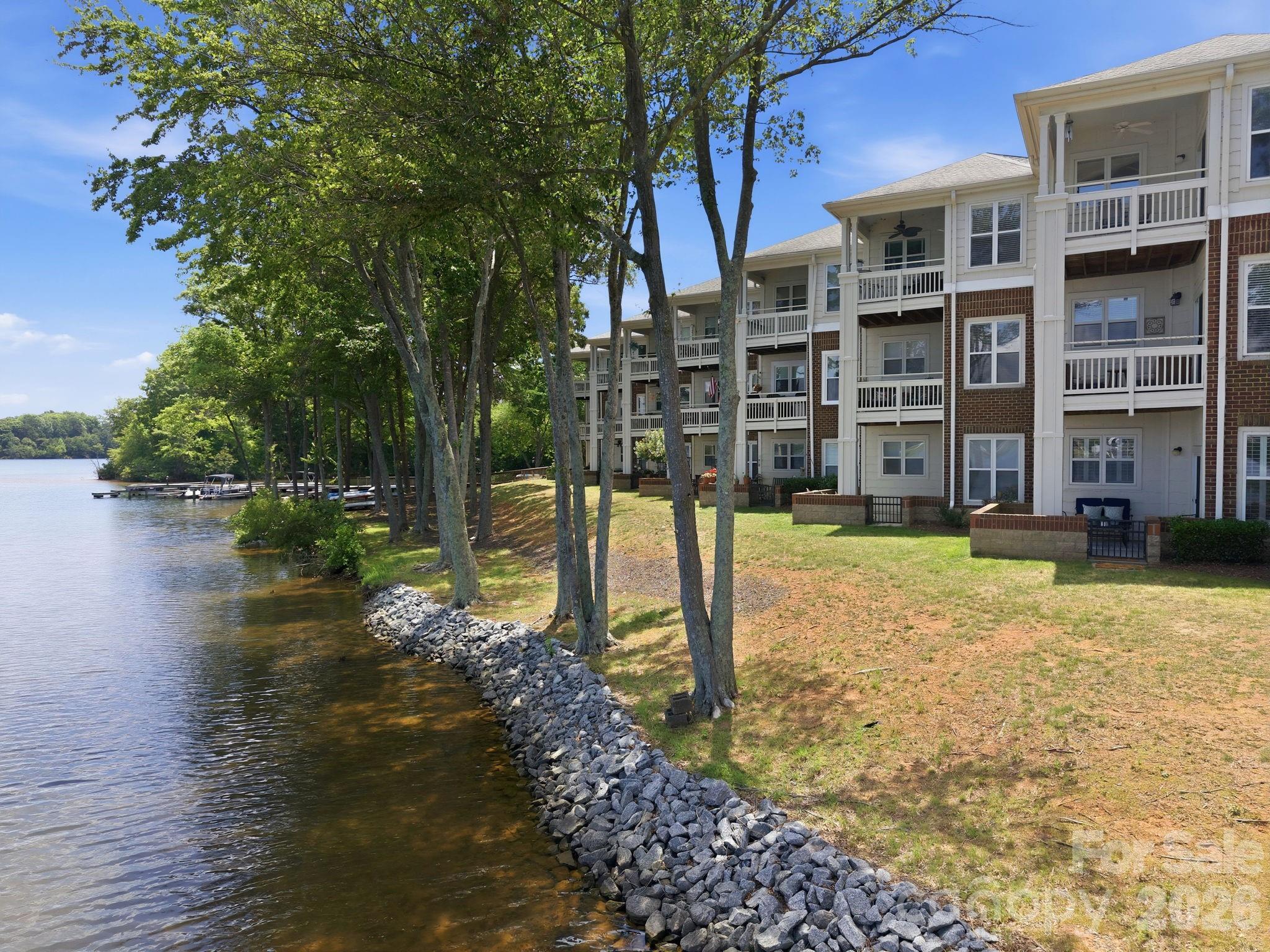 Spinnaker Reach - Residential