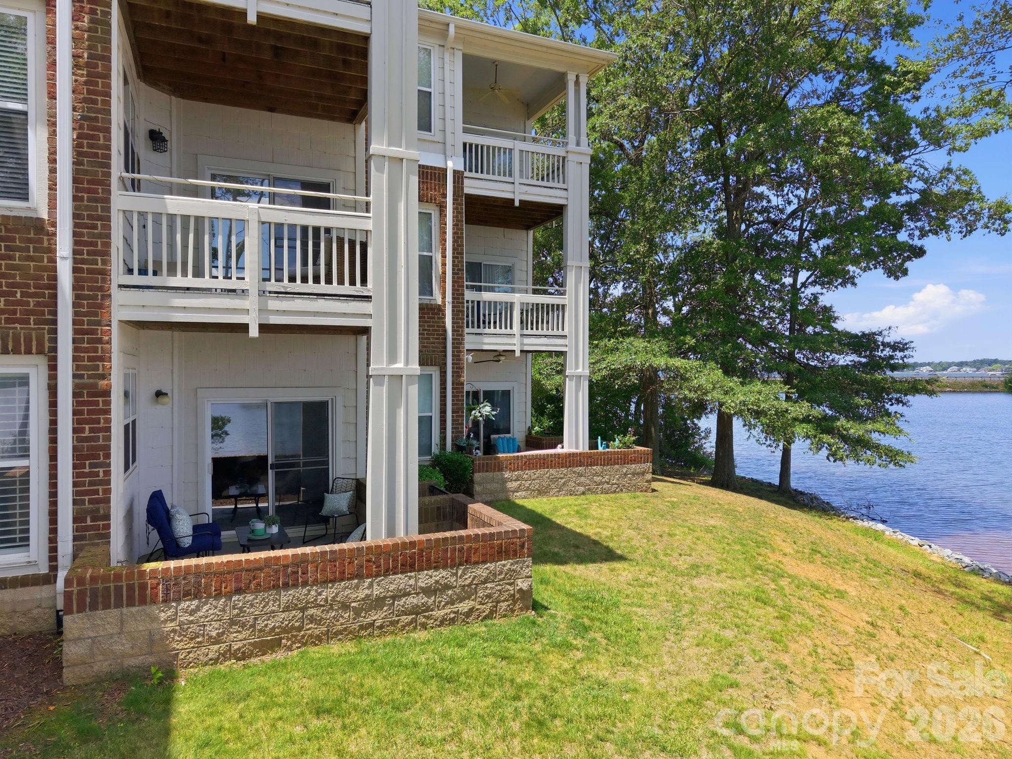 Spinnaker Reach - Residential