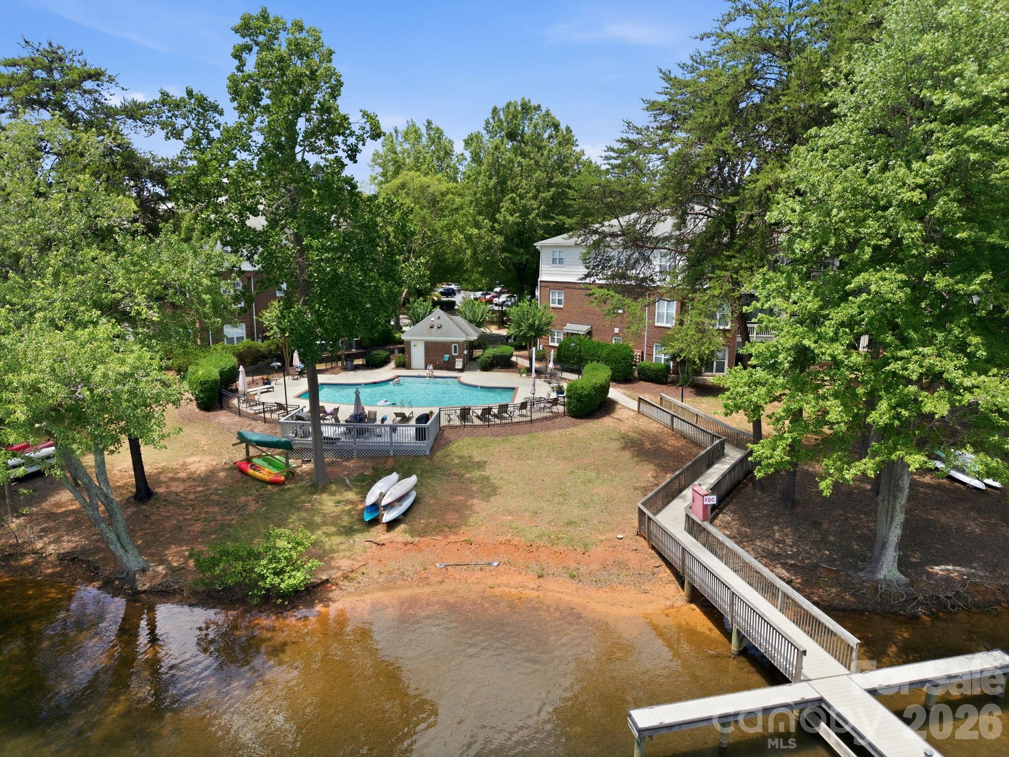 Spinnaker Reach - Residential
