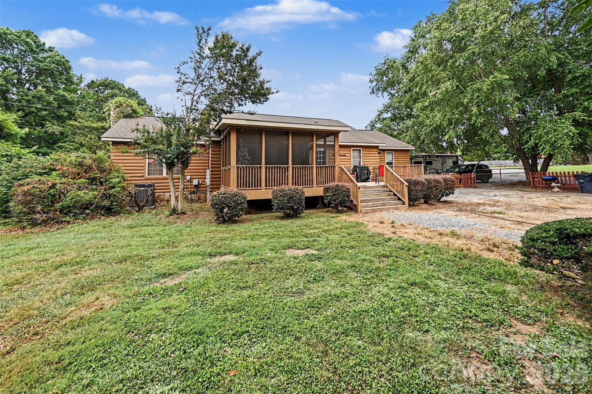 Funderburk Acres - Residential