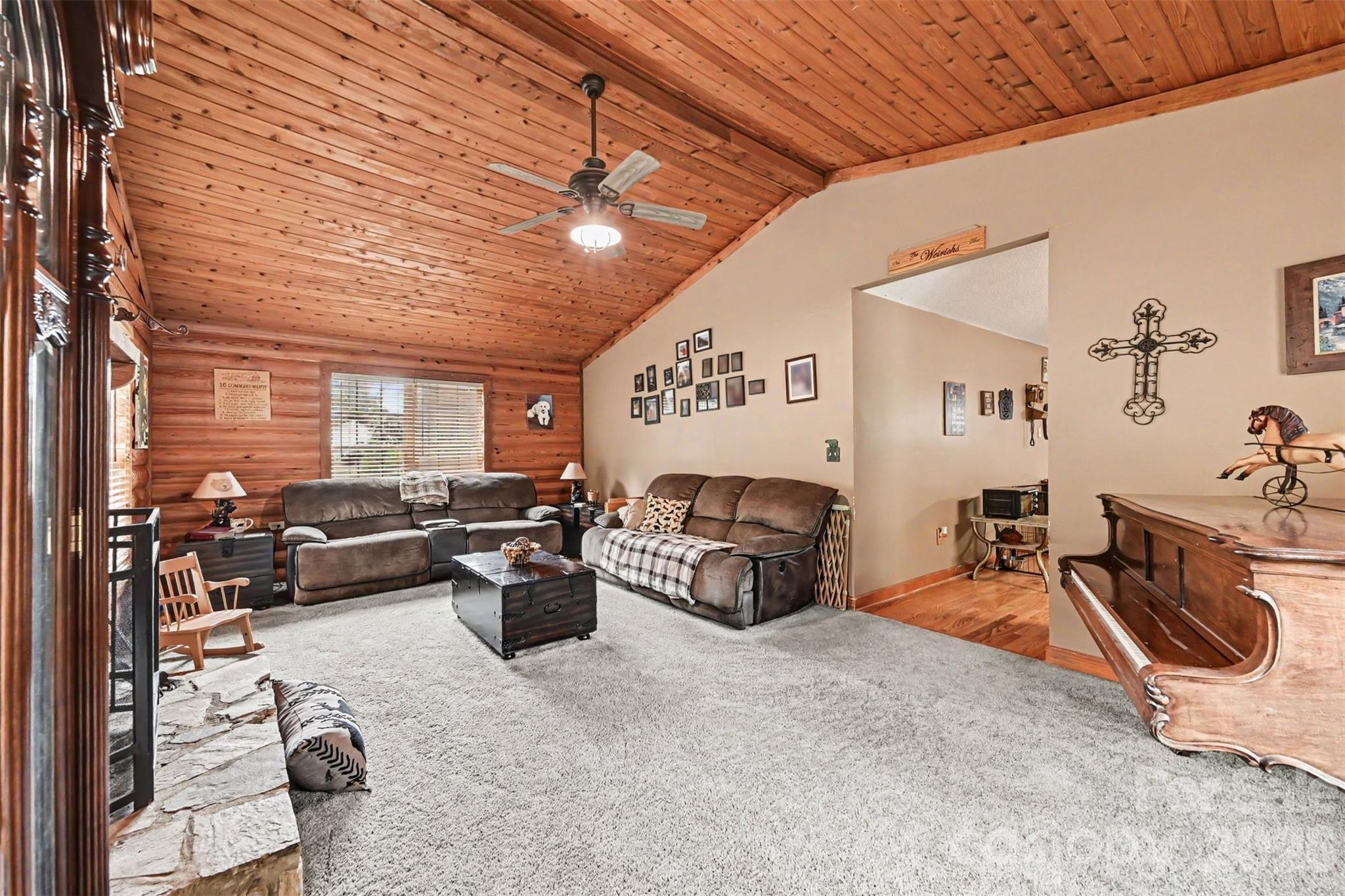 Funderburk Acres - Residential