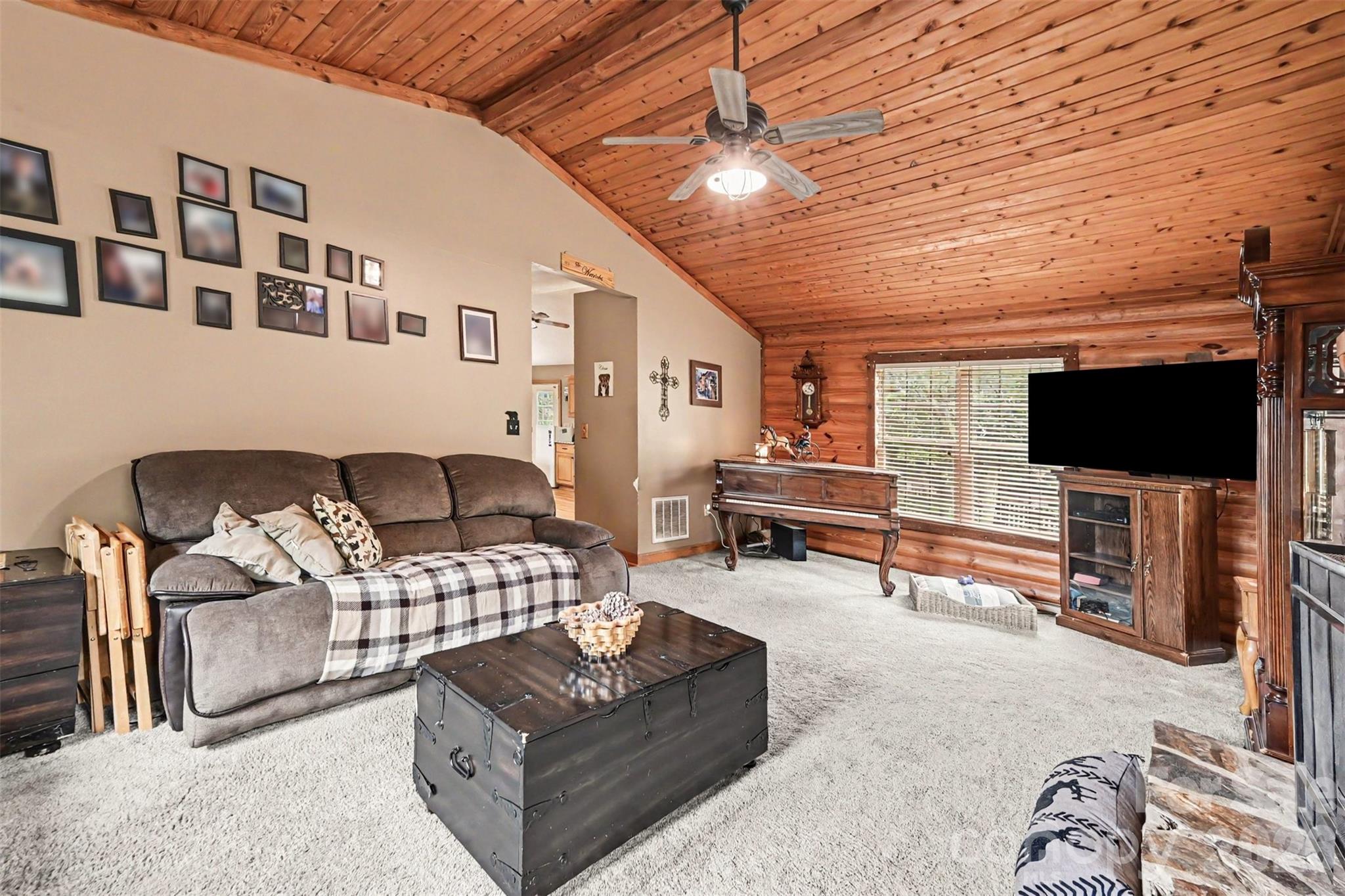 Funderburk Acres - Residential