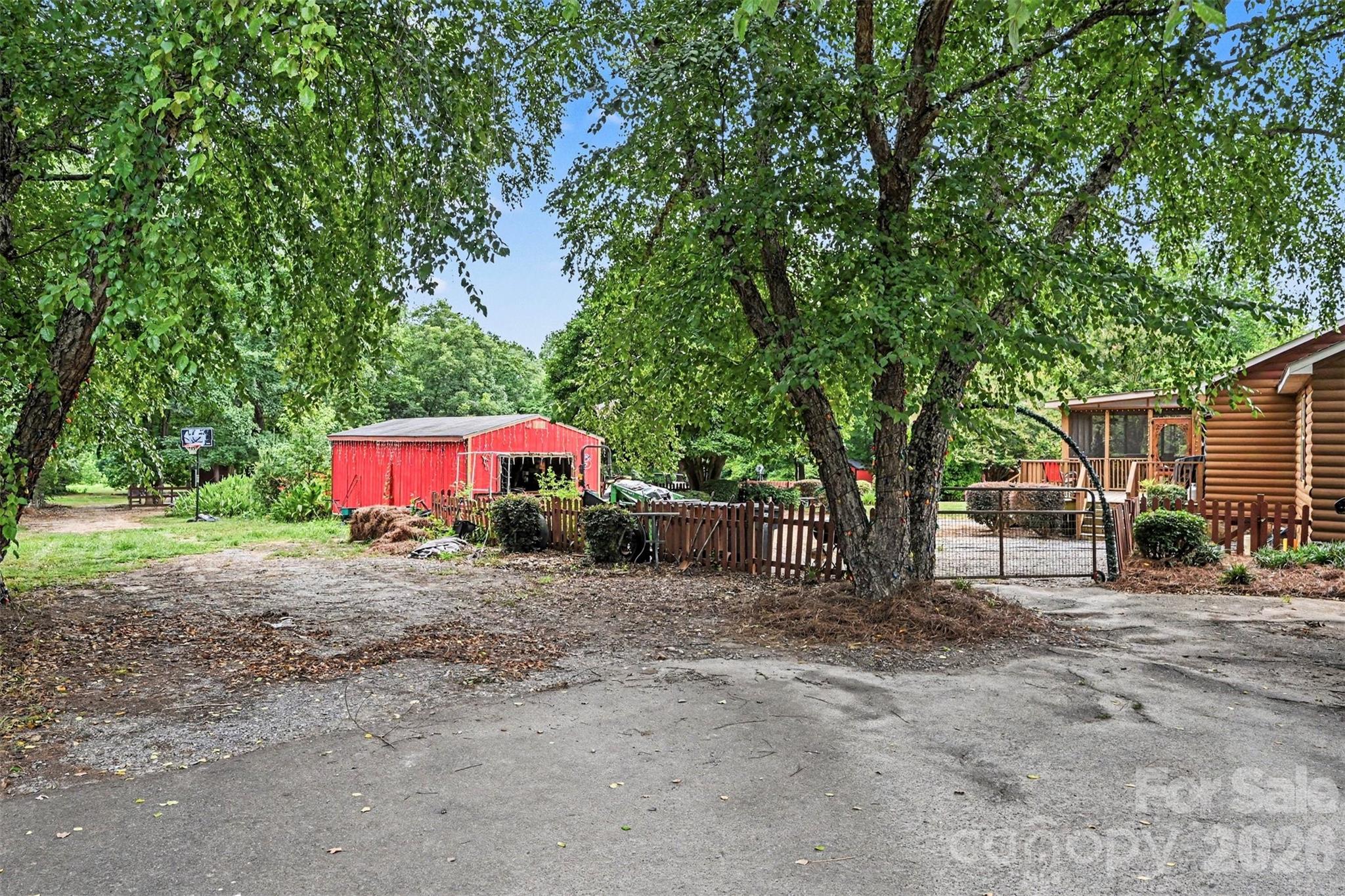 Funderburk Acres - Residential