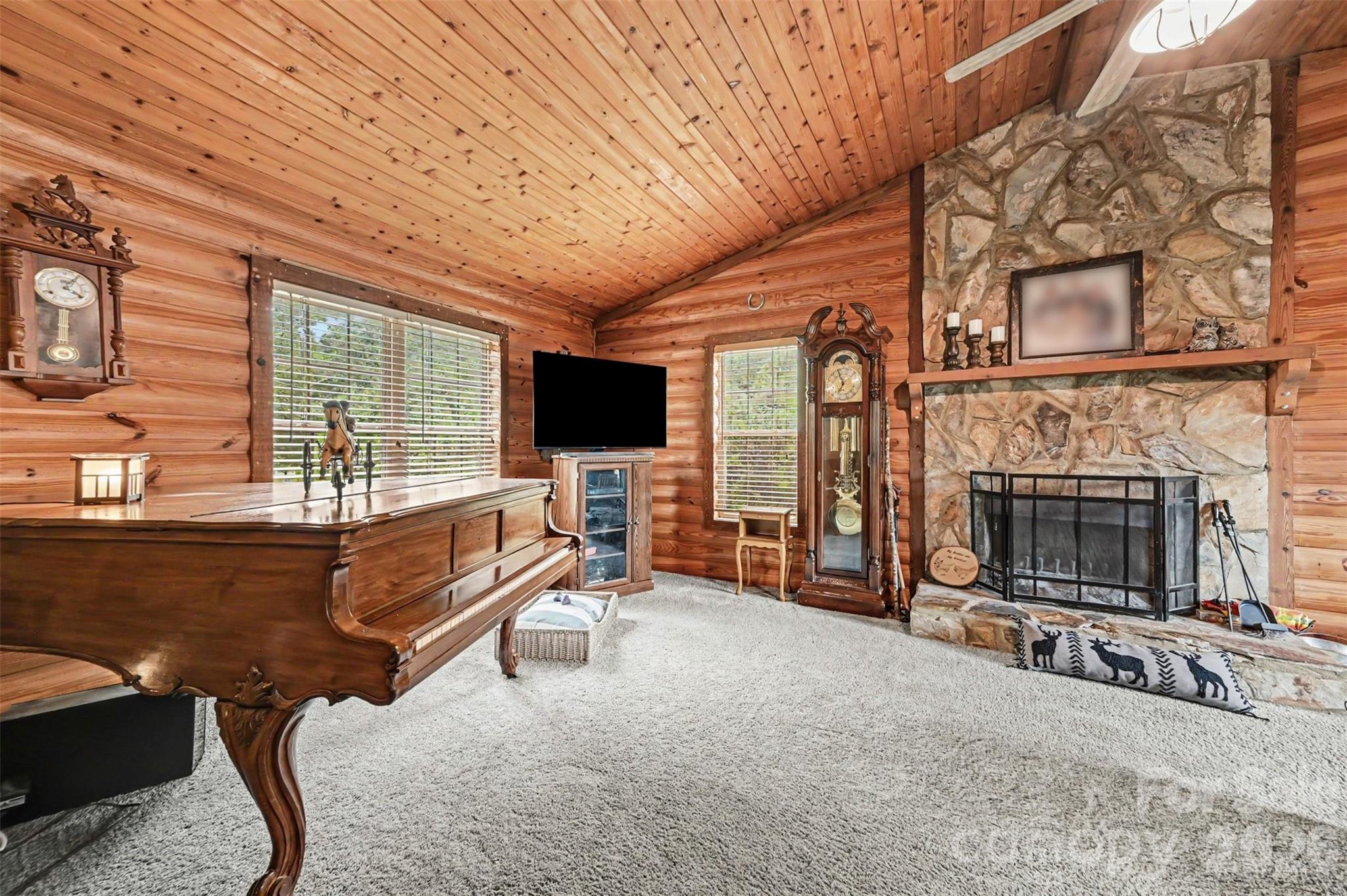 Funderburk Acres - Residential