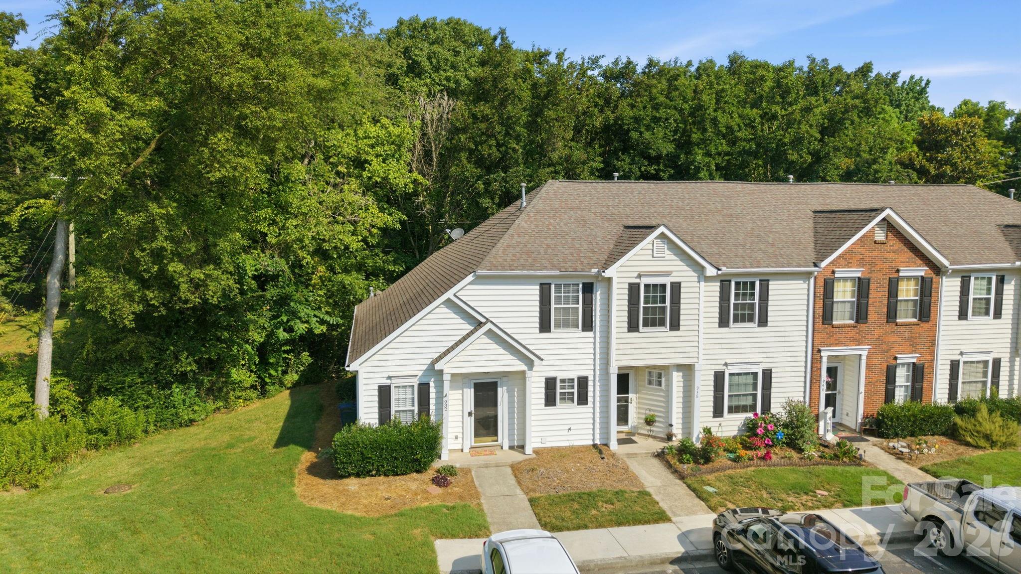 Sheffield Pointe - Residential