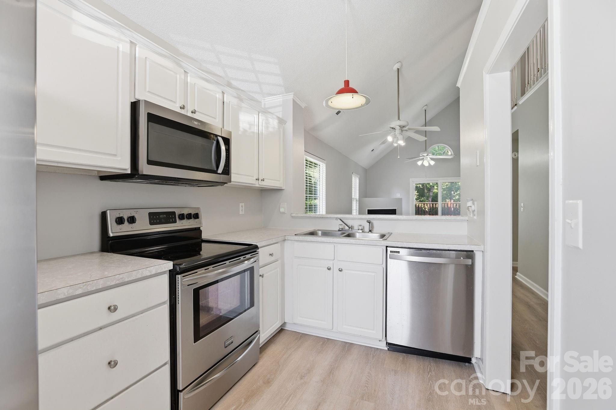 Sheffield Pointe - Residential