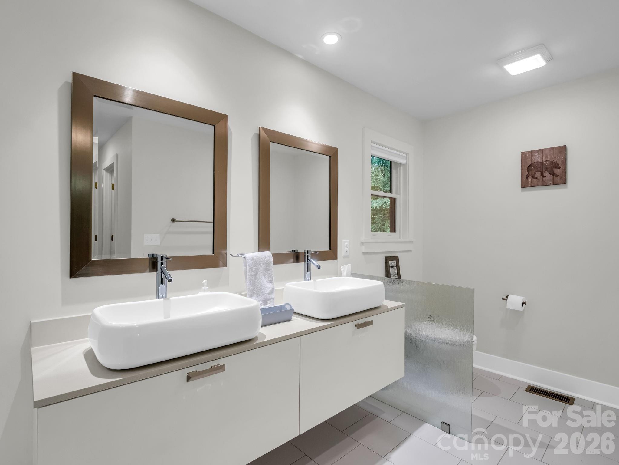 Golden Creek - Residential