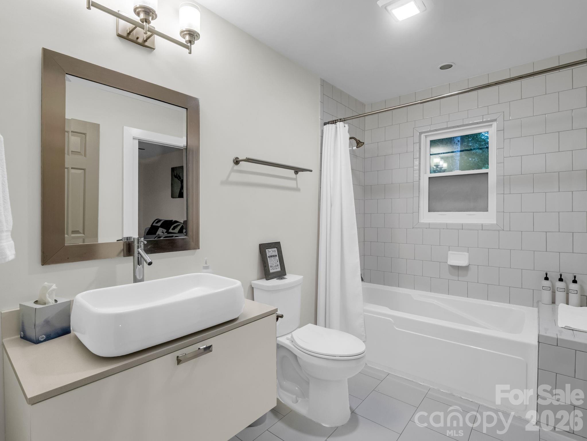 Golden Creek - Residential