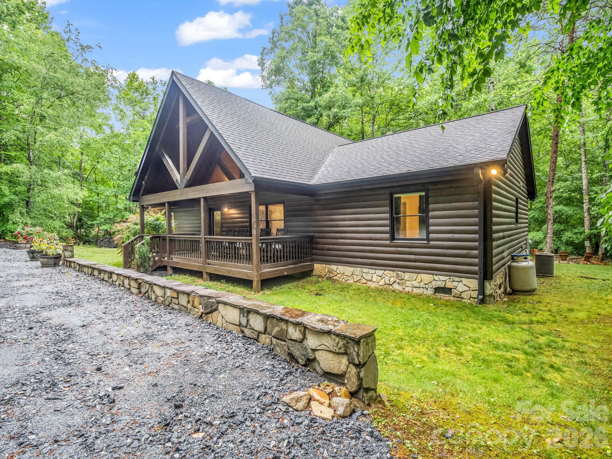 Golden Creek - Residential