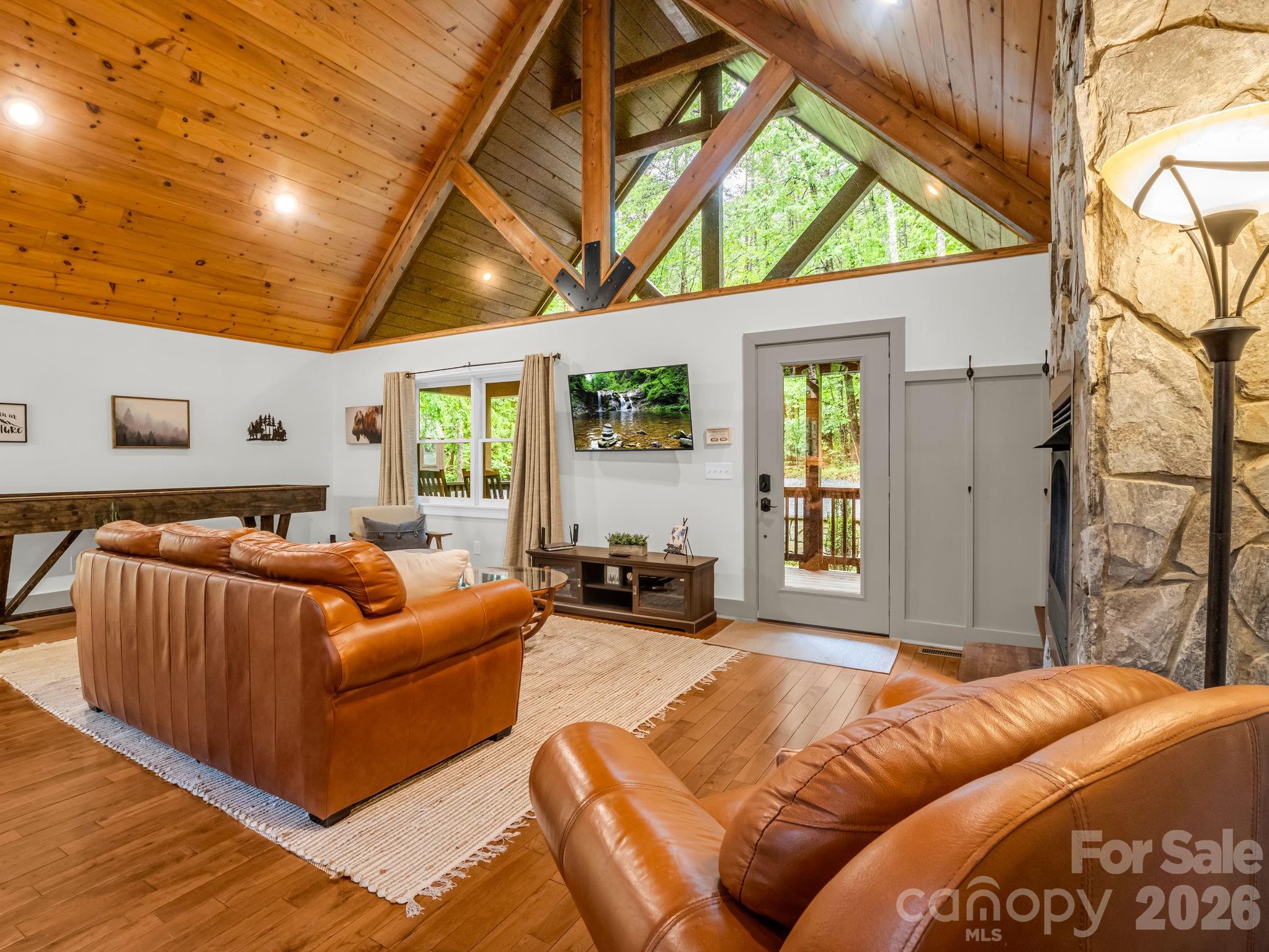Golden Creek - Residential