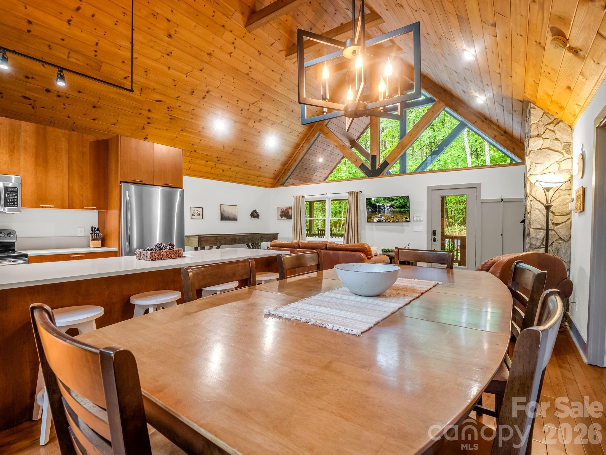 Golden Creek - Residential