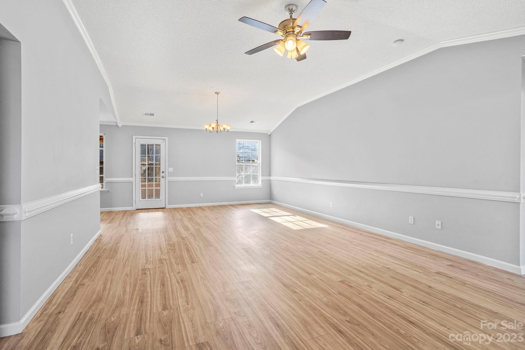 summit townhomes - Residential