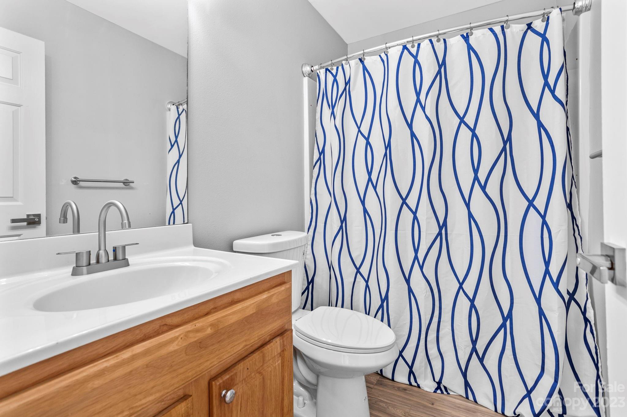 summit townhomes - Residential