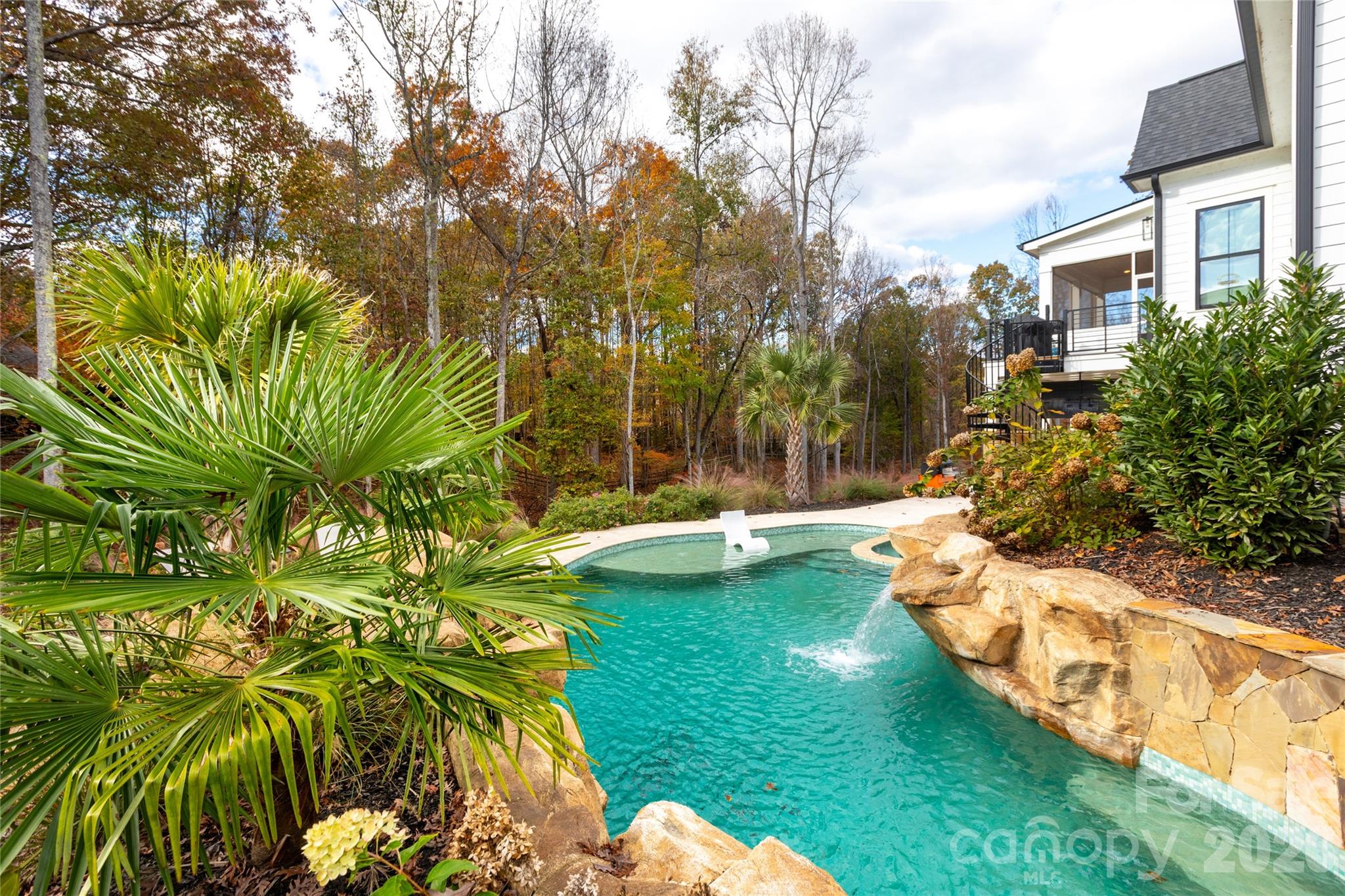 Lakeview Haven - Residential